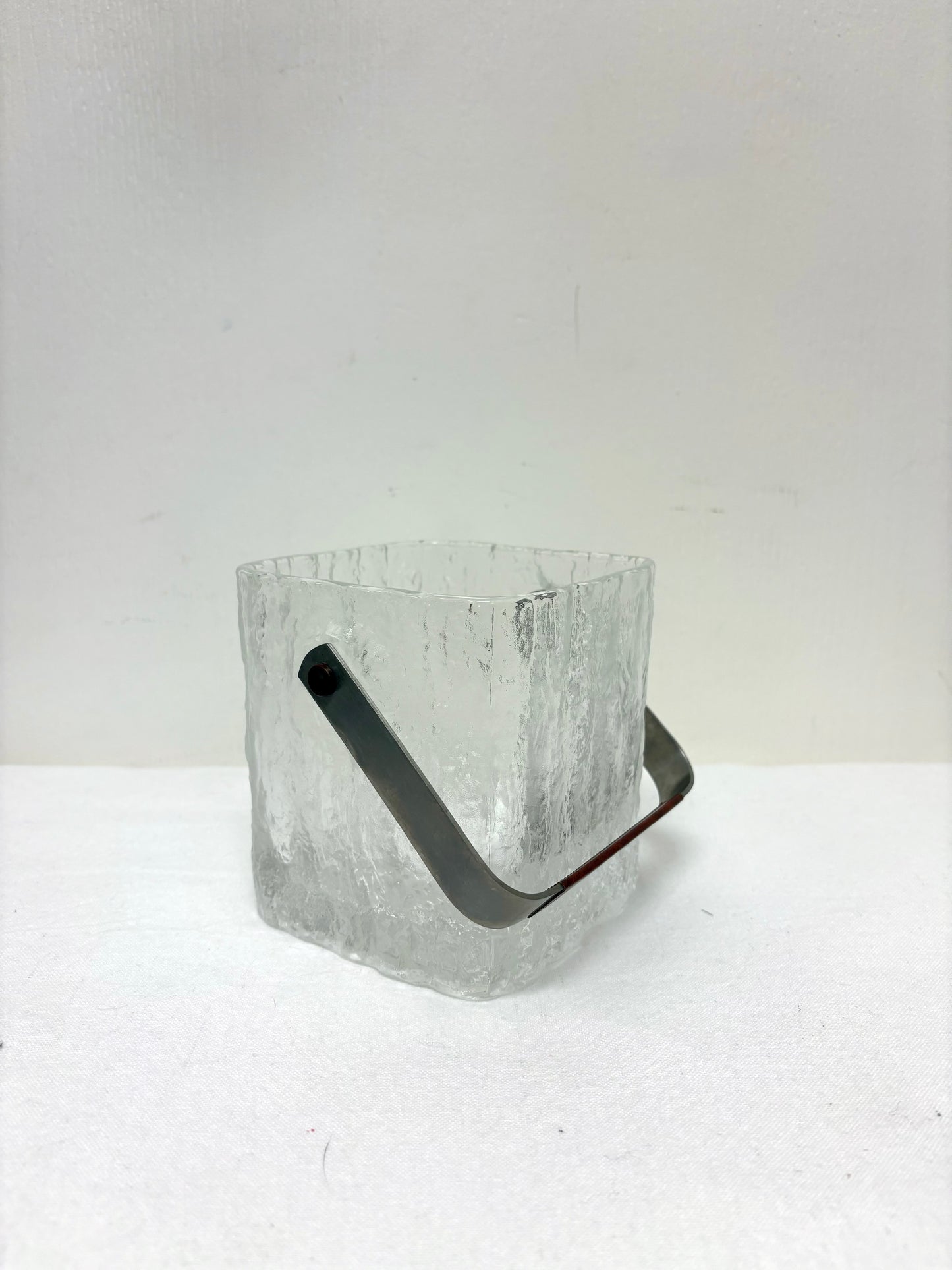 Glacier Ice Bucket