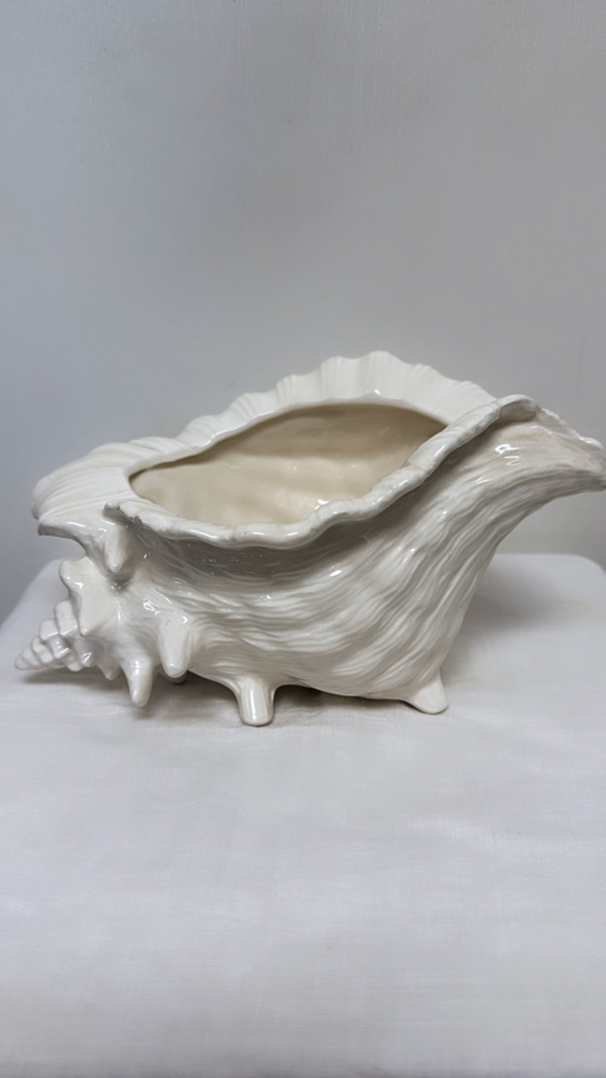 MCM Conch Planter