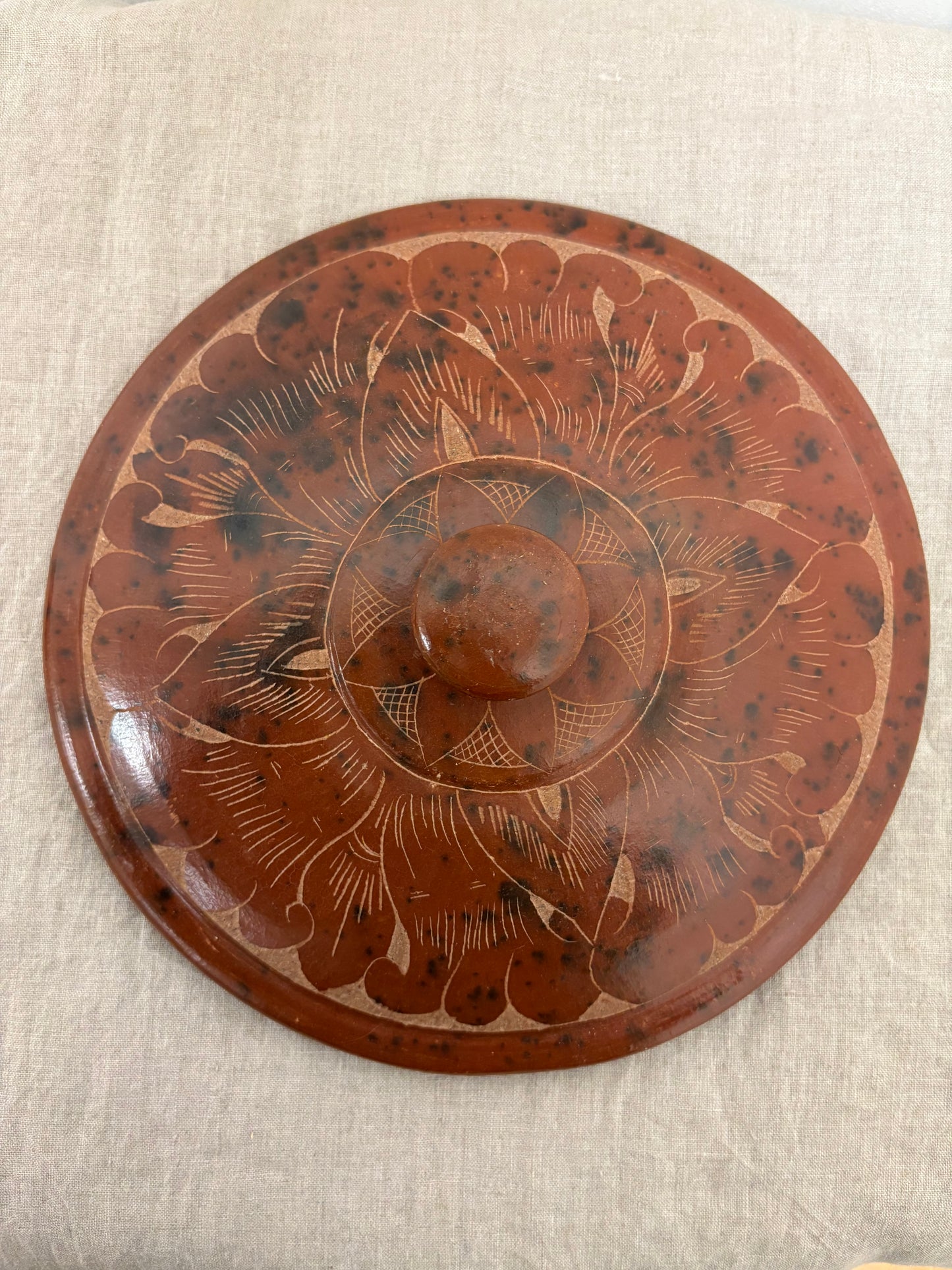 Indonesian Pot with Lid