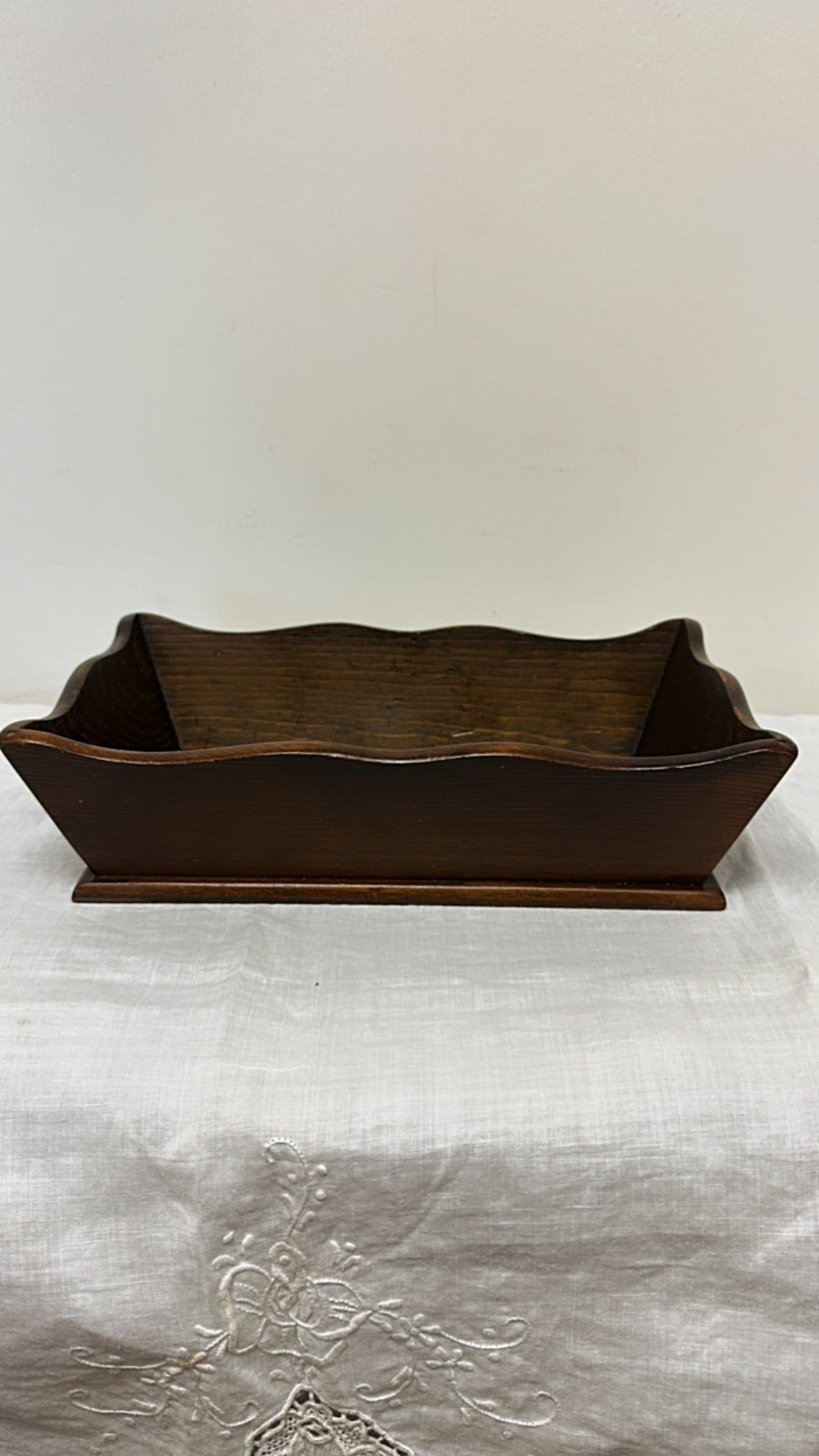 Scalloped Box