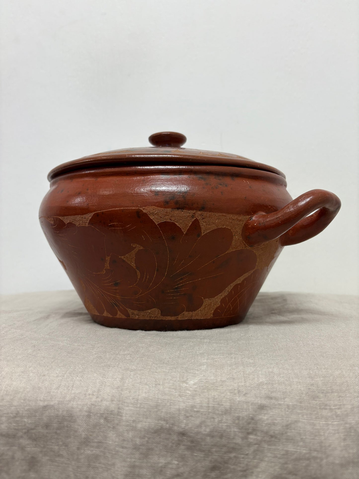 Indonesian Pot with Lid