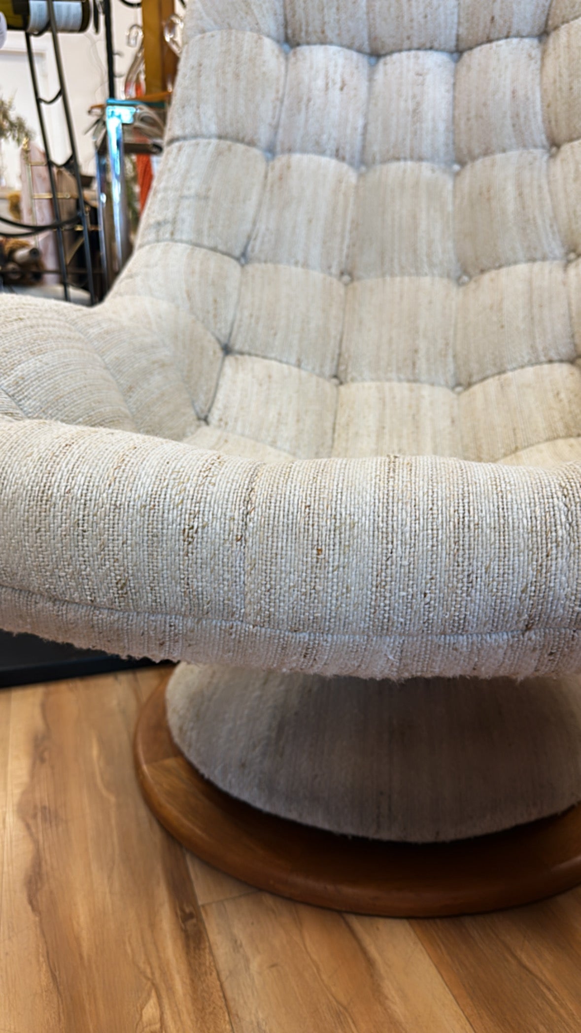 R Huber Scoop Swivel Chair