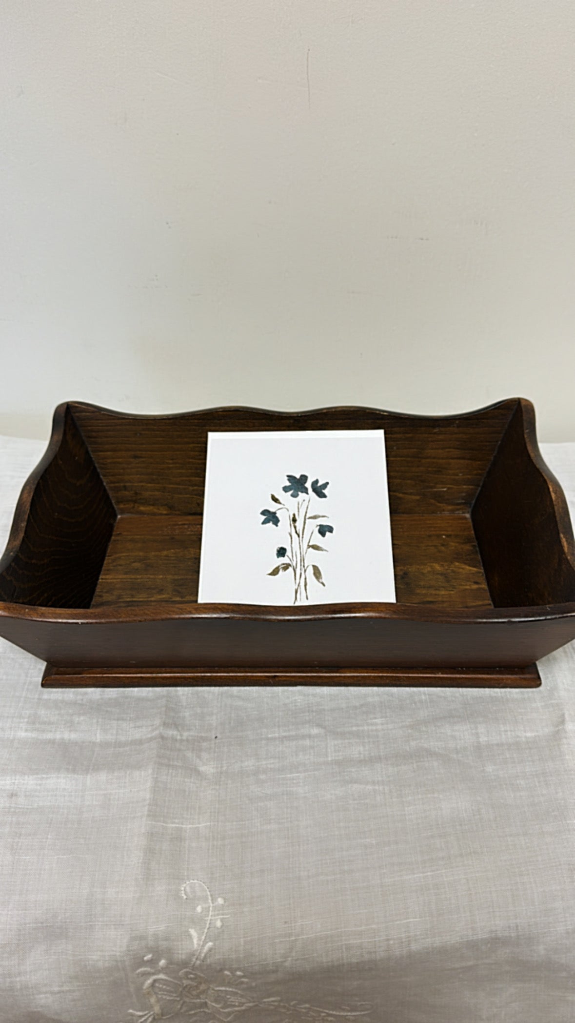 Scalloped Box