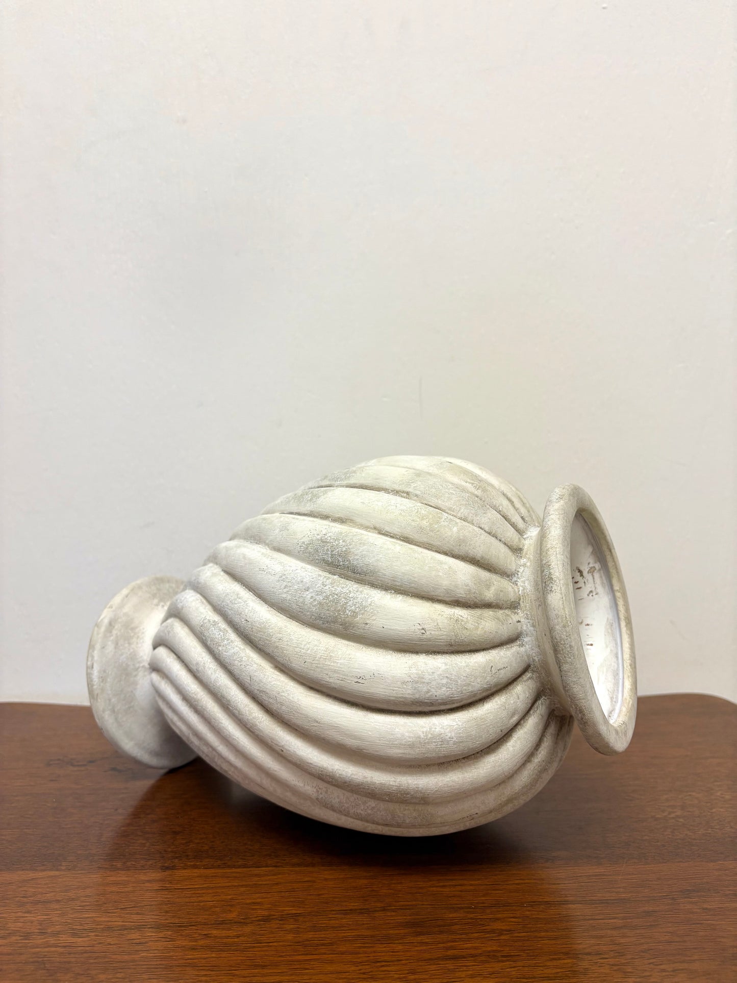 Swirl Vessel