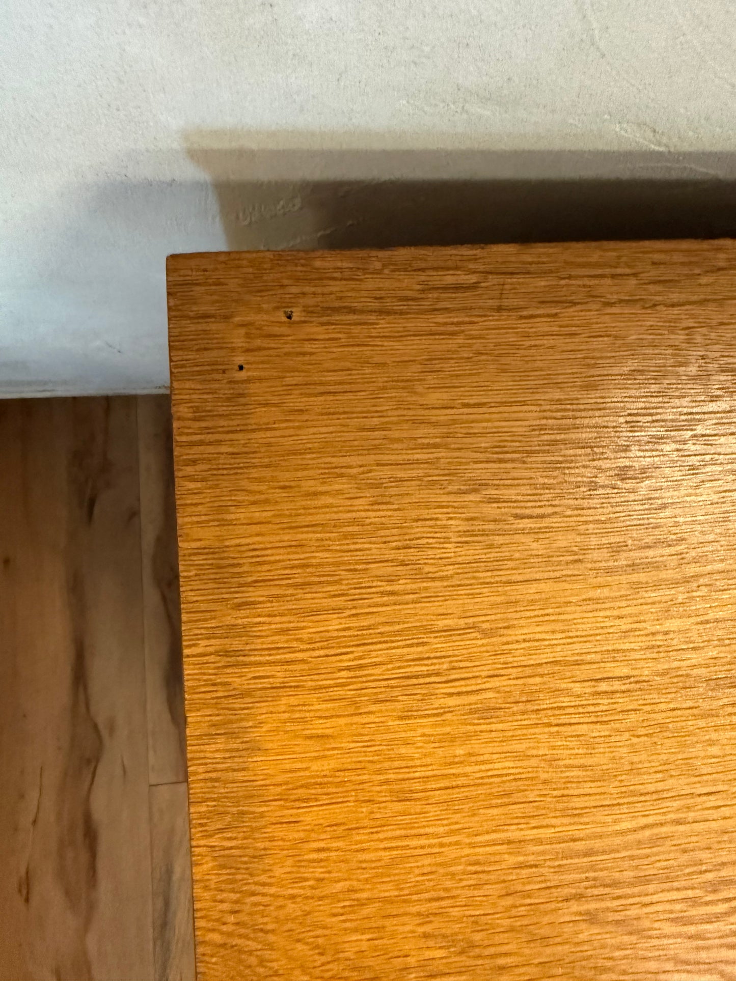 Mid-Century Modern Art Deco-Style Maple Wood Nightstands – Set of 2