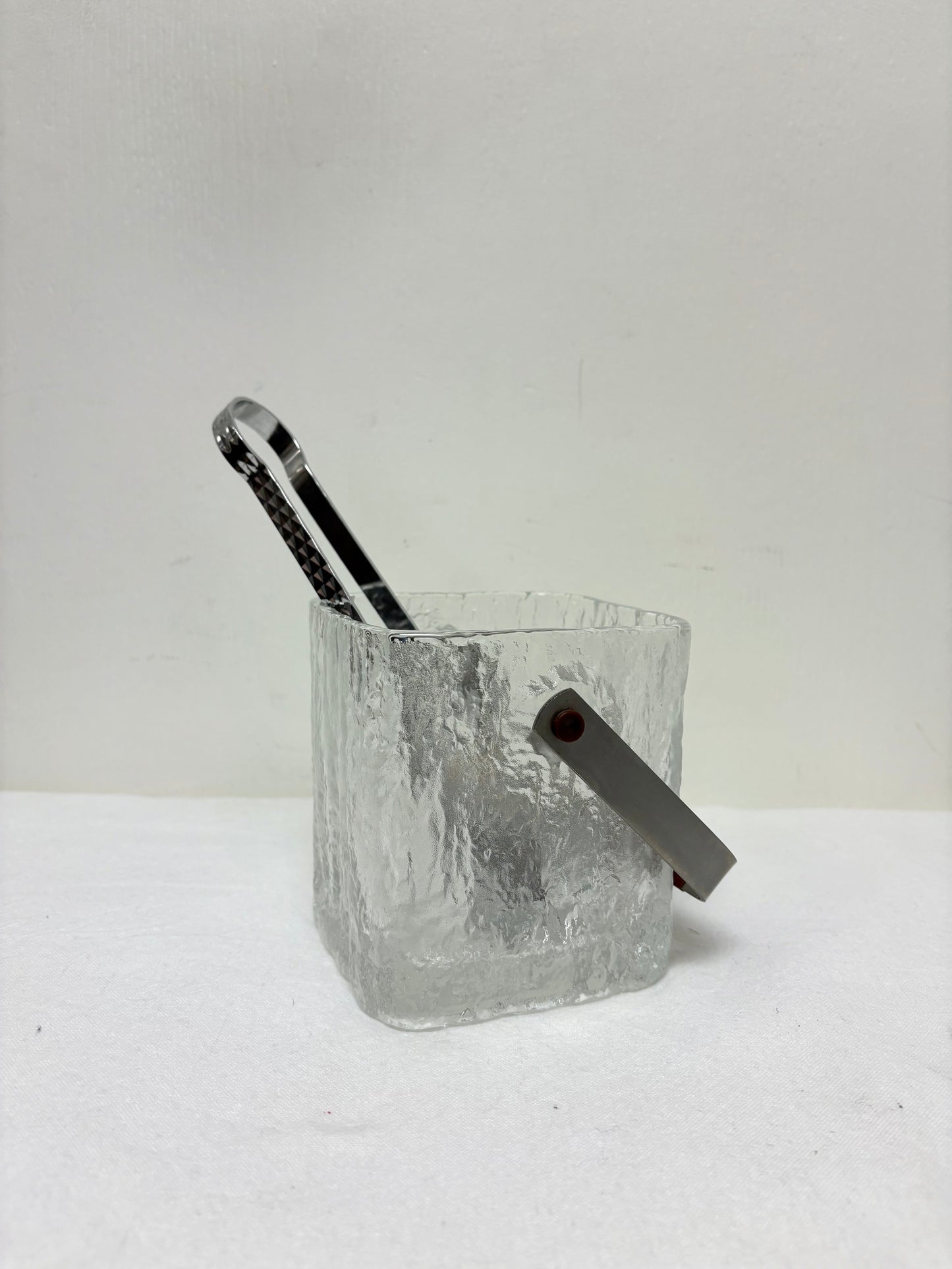 Glacier Ice Bucket
