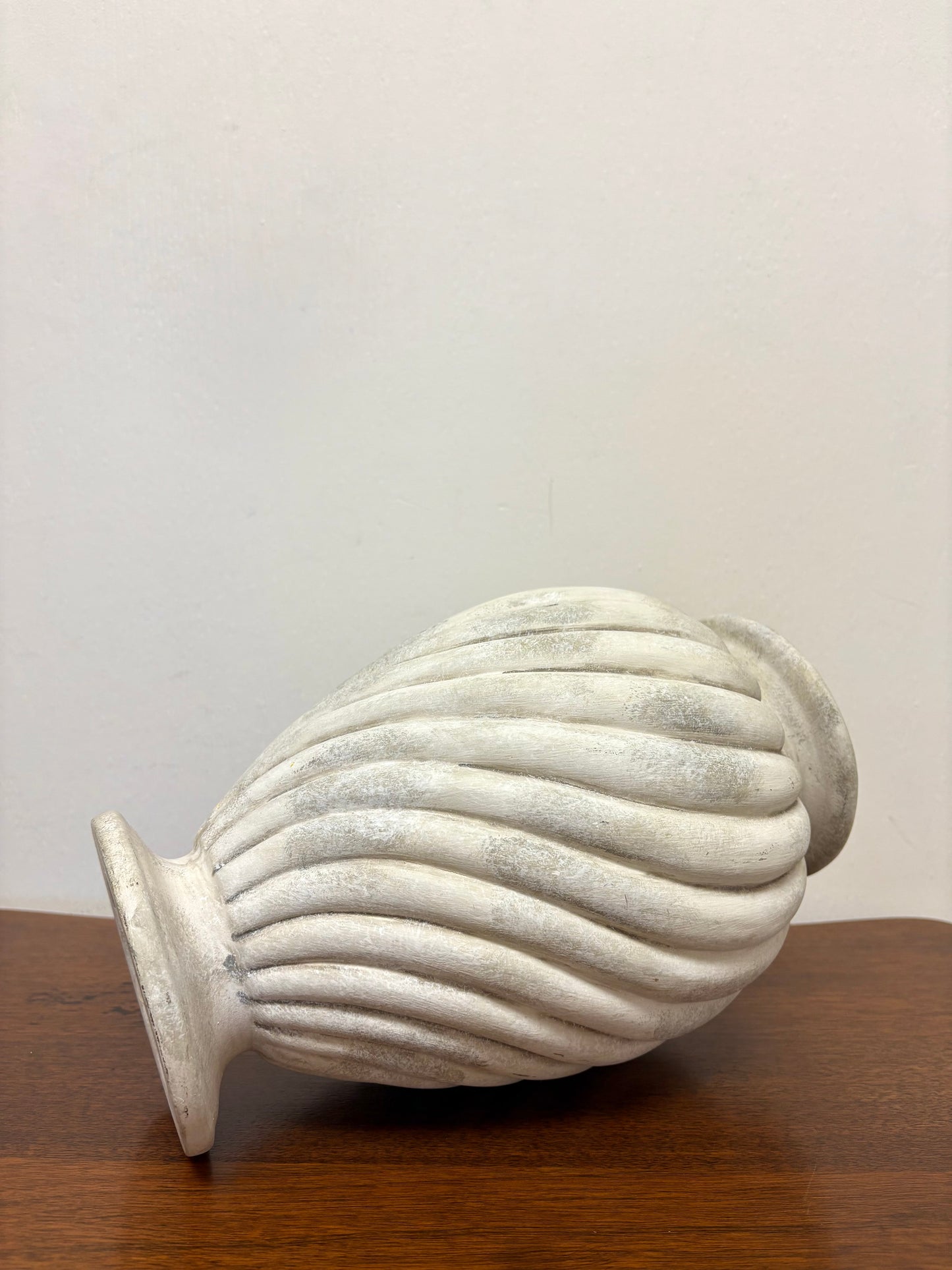 Swirl Vessel