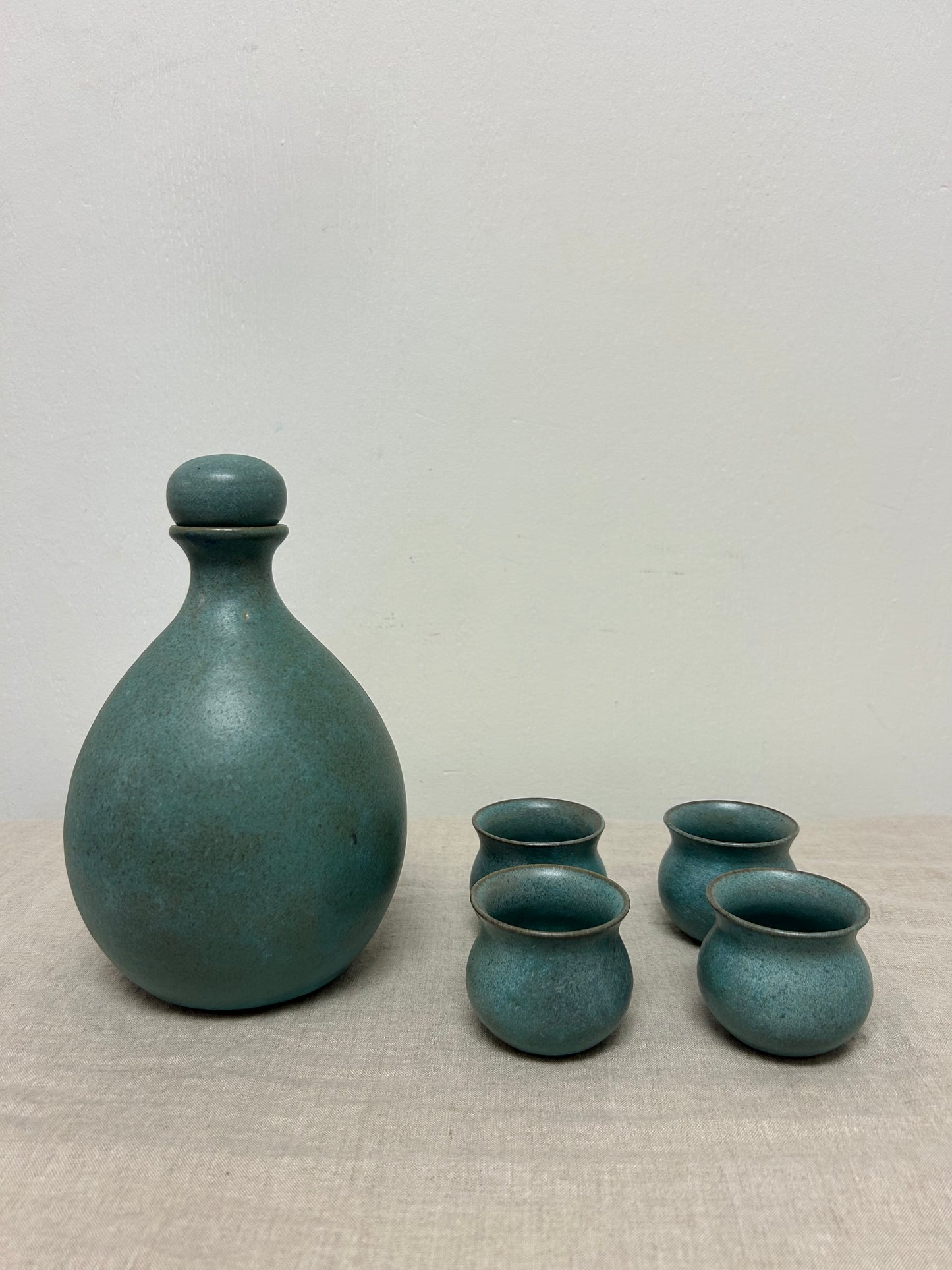 Rare Vintage G. Rove Pottery Set