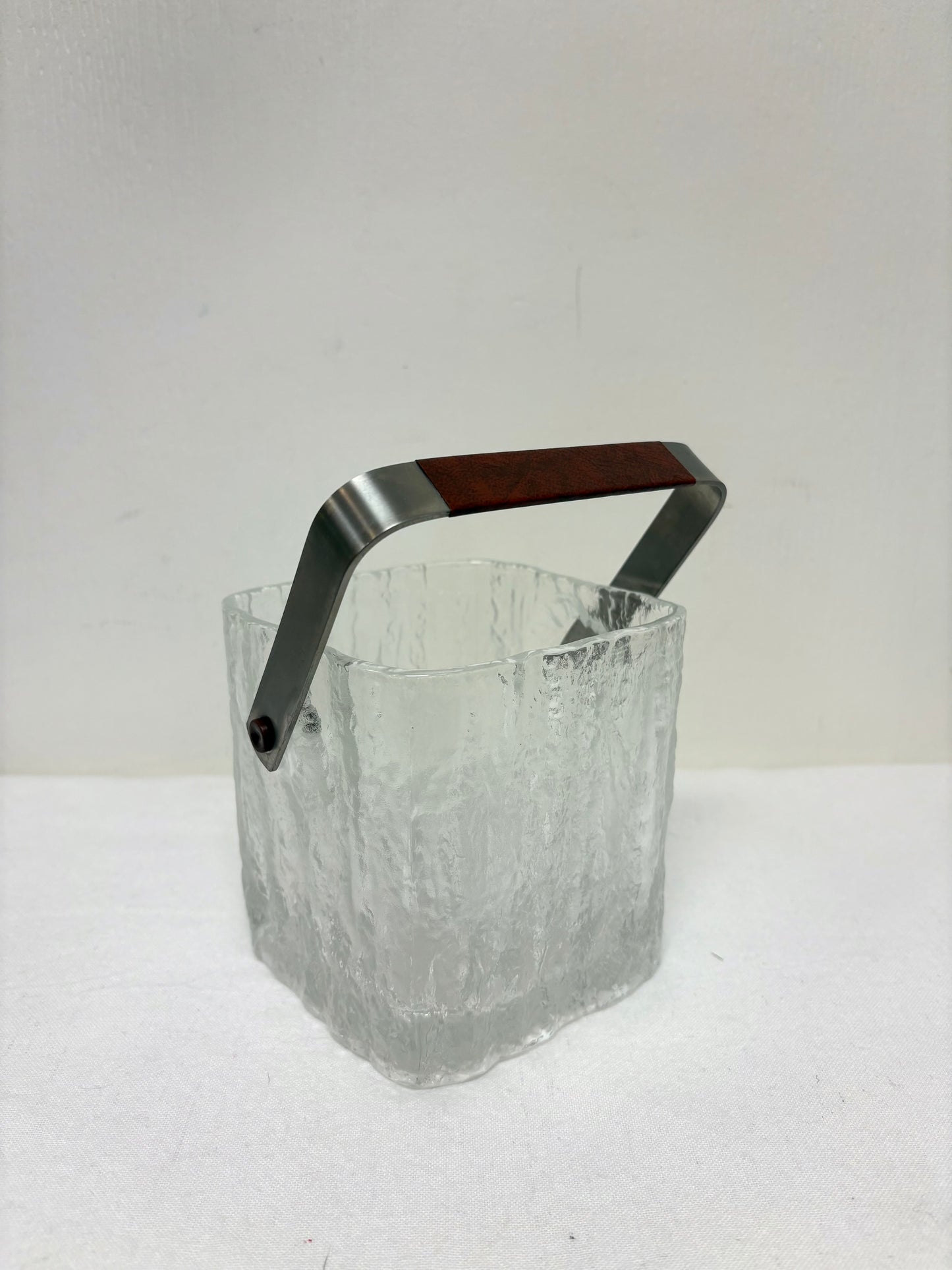Glacier Ice Bucket