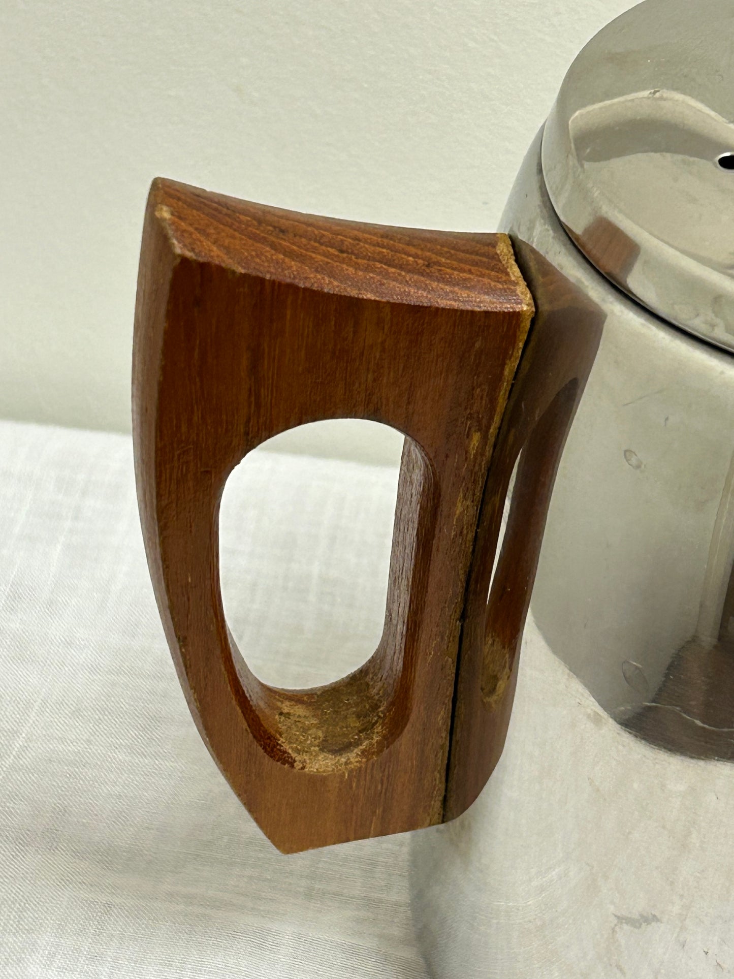 Vintage 1960s Sona Tea Kettle