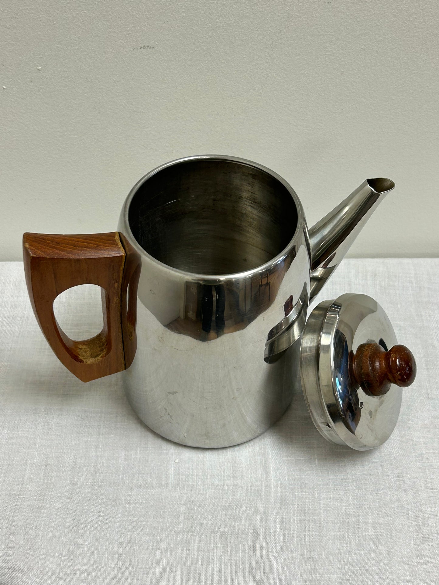 Vintage 1960s Sona Tea Kettle
