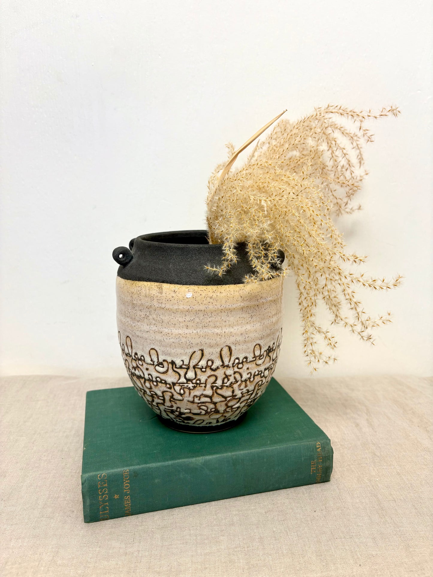 Estero Ceramic Vase