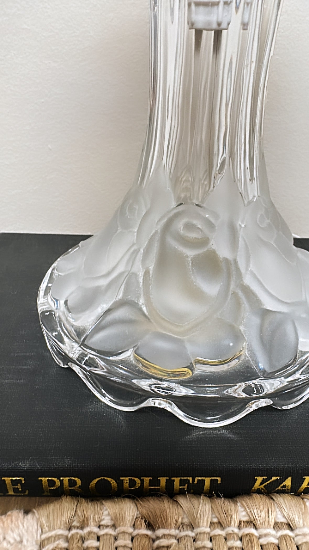 Frosted Rosette Lamp