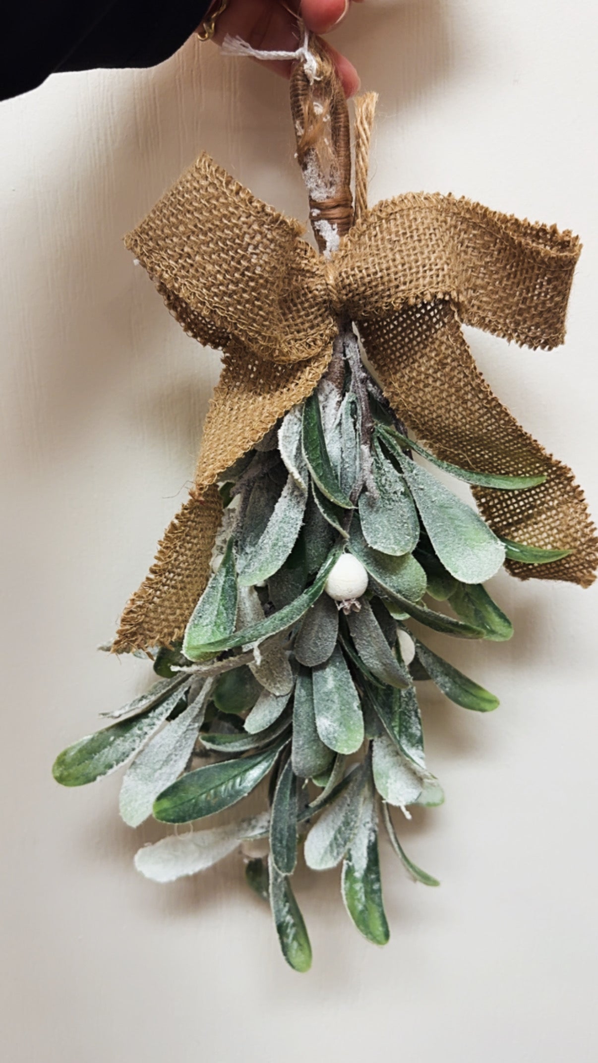 Noella Mistletoe Swag