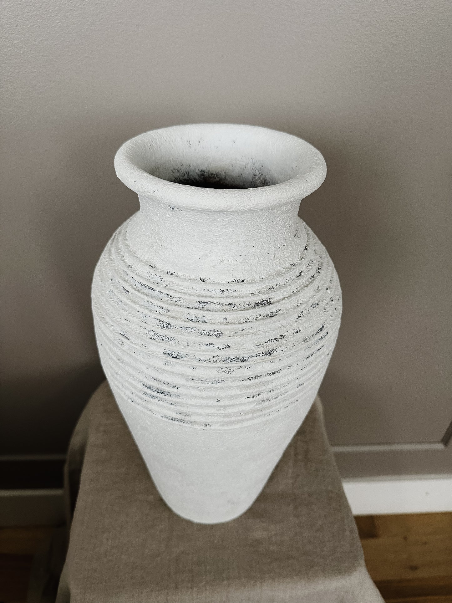 Farmhouse White Pot