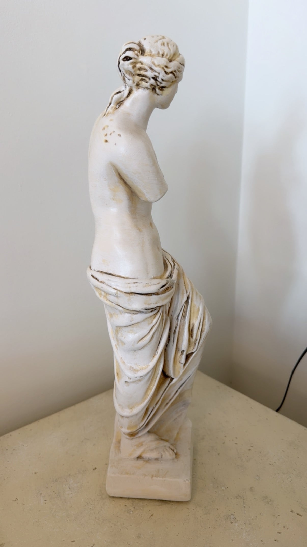 Vintage Venus de Milo Sculpture