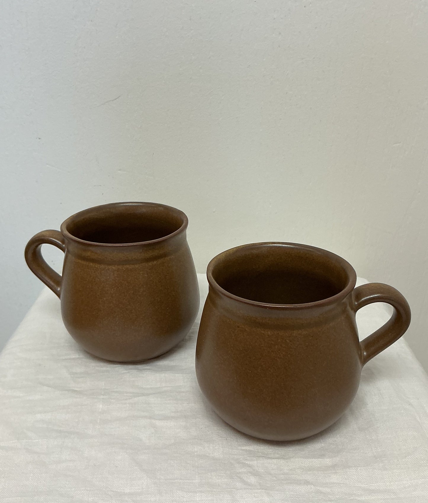 Stoneware “Cerval” Mugs