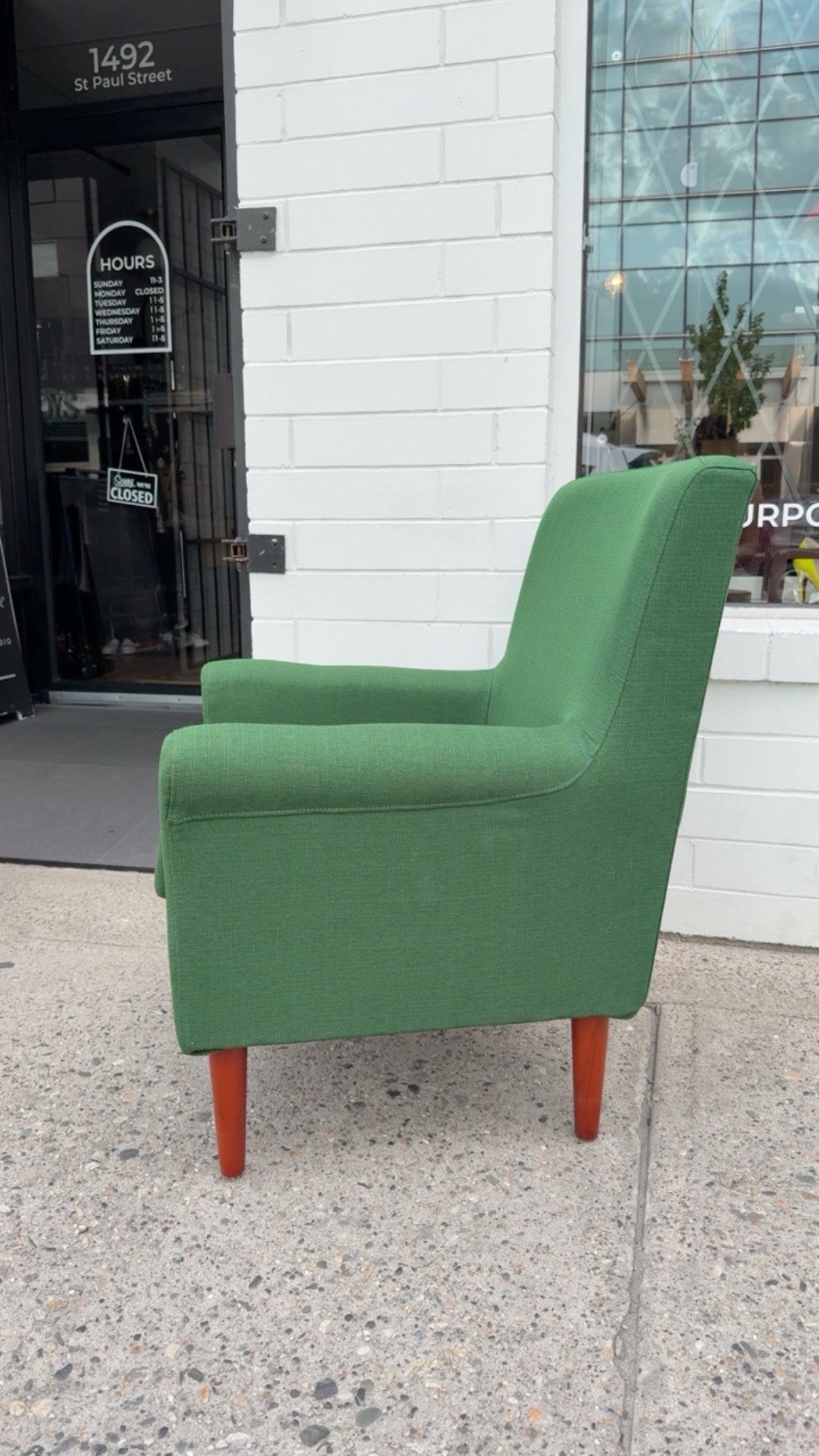 Mid Century Style Accent Chair
