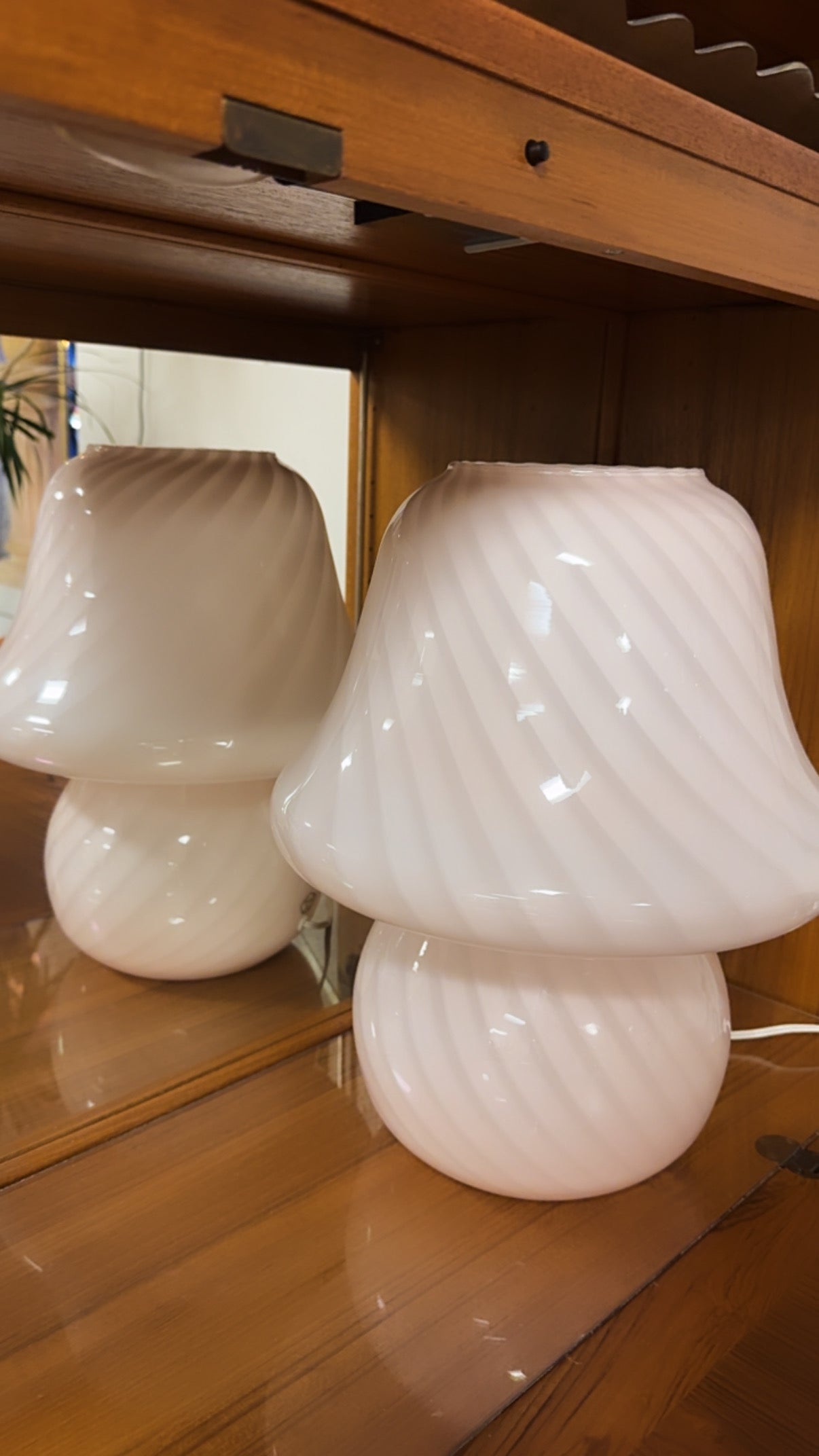 Rare 1970s Murano Pink Swirl Mushroom Table Lamp