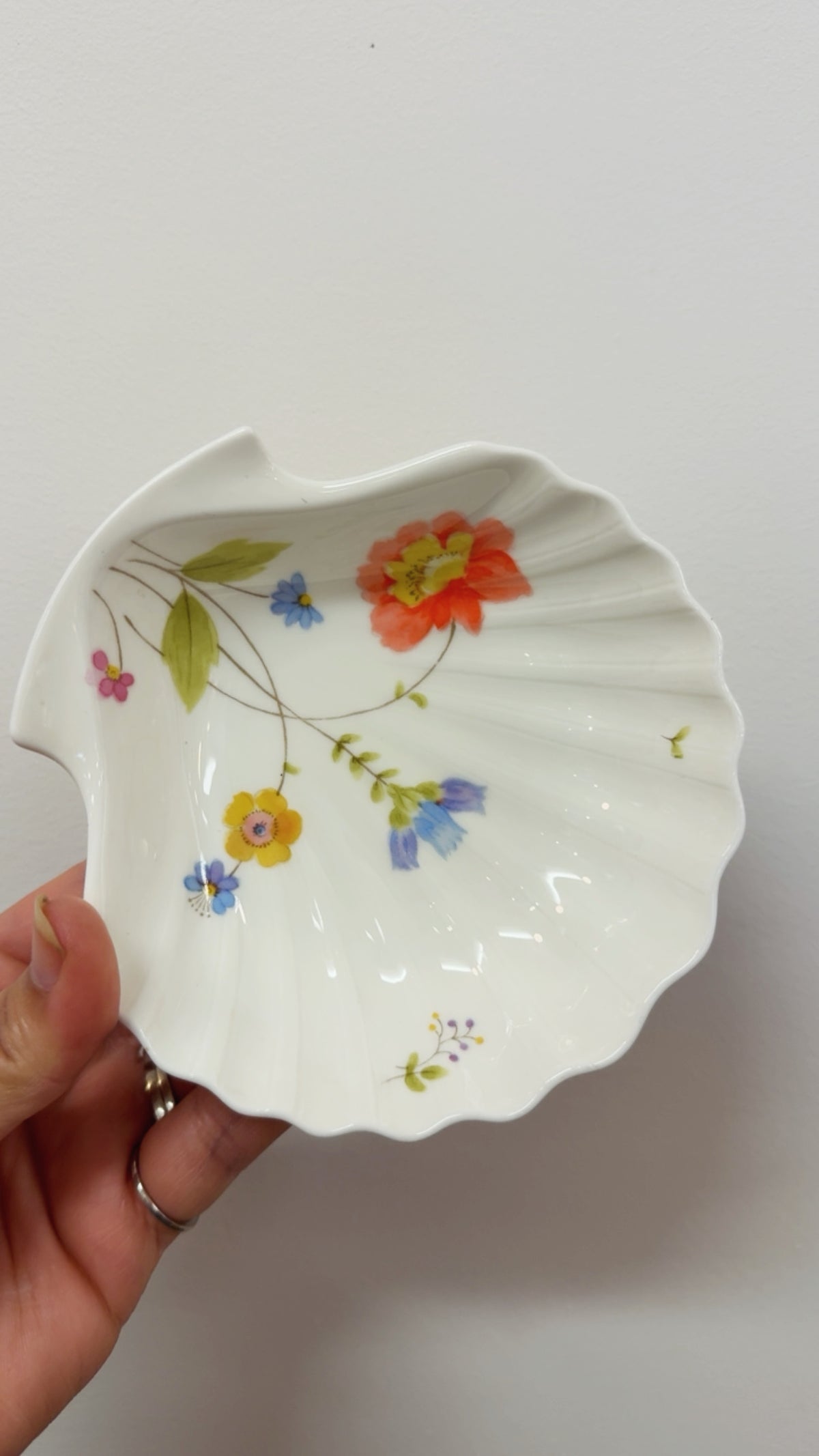 Mikasa Shell Dish