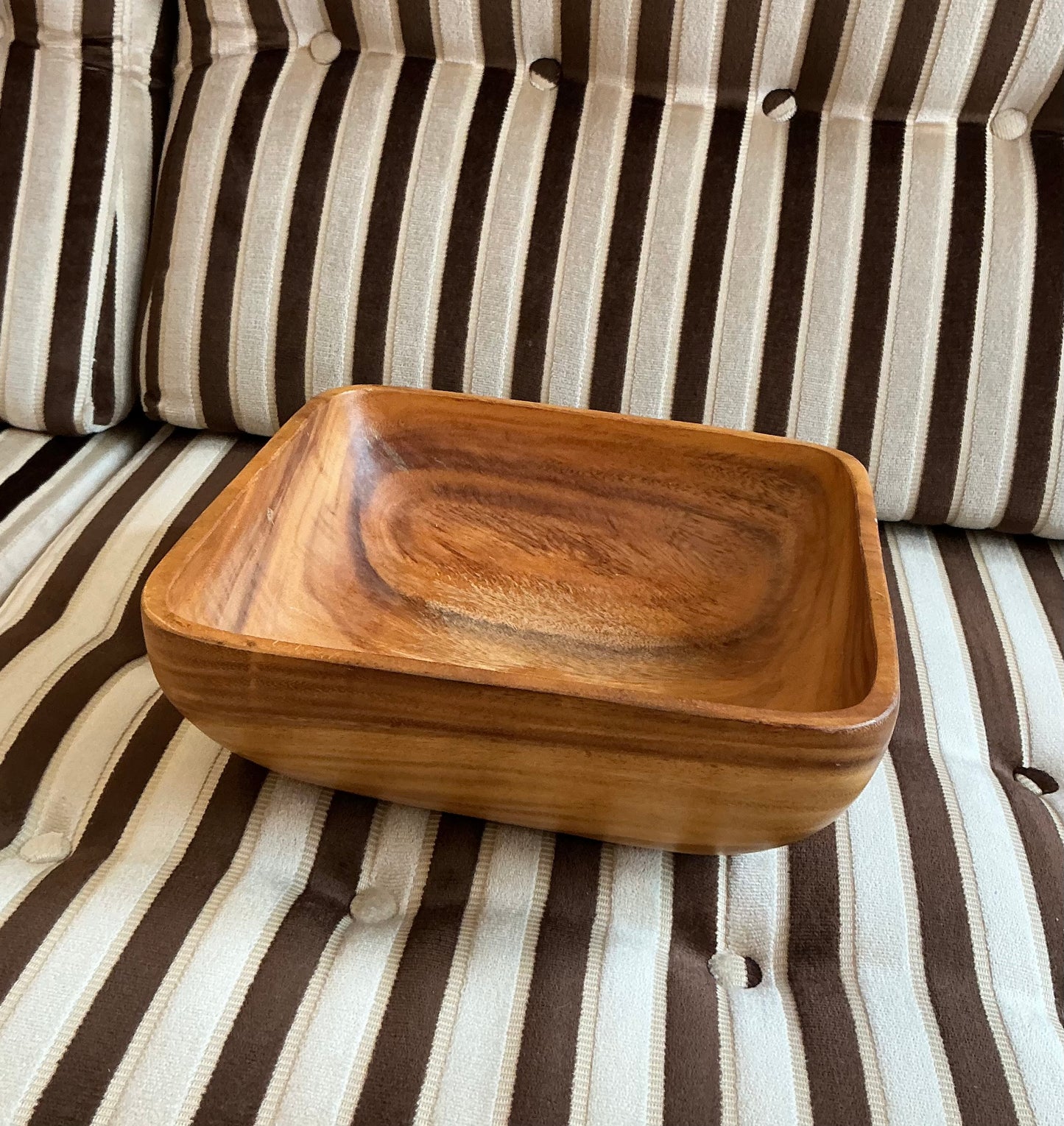 Vintage Acacia Wood 7-Piece Salad Bowl Set