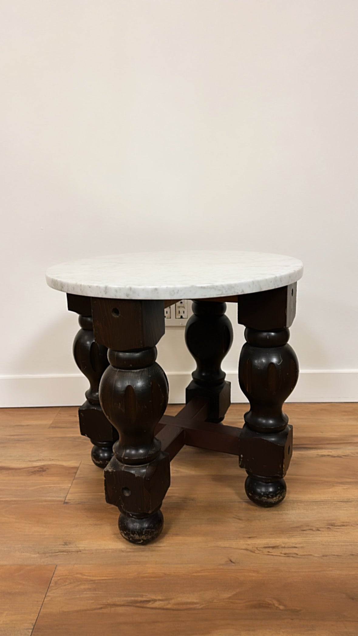 MARBLE SIDE TABLE