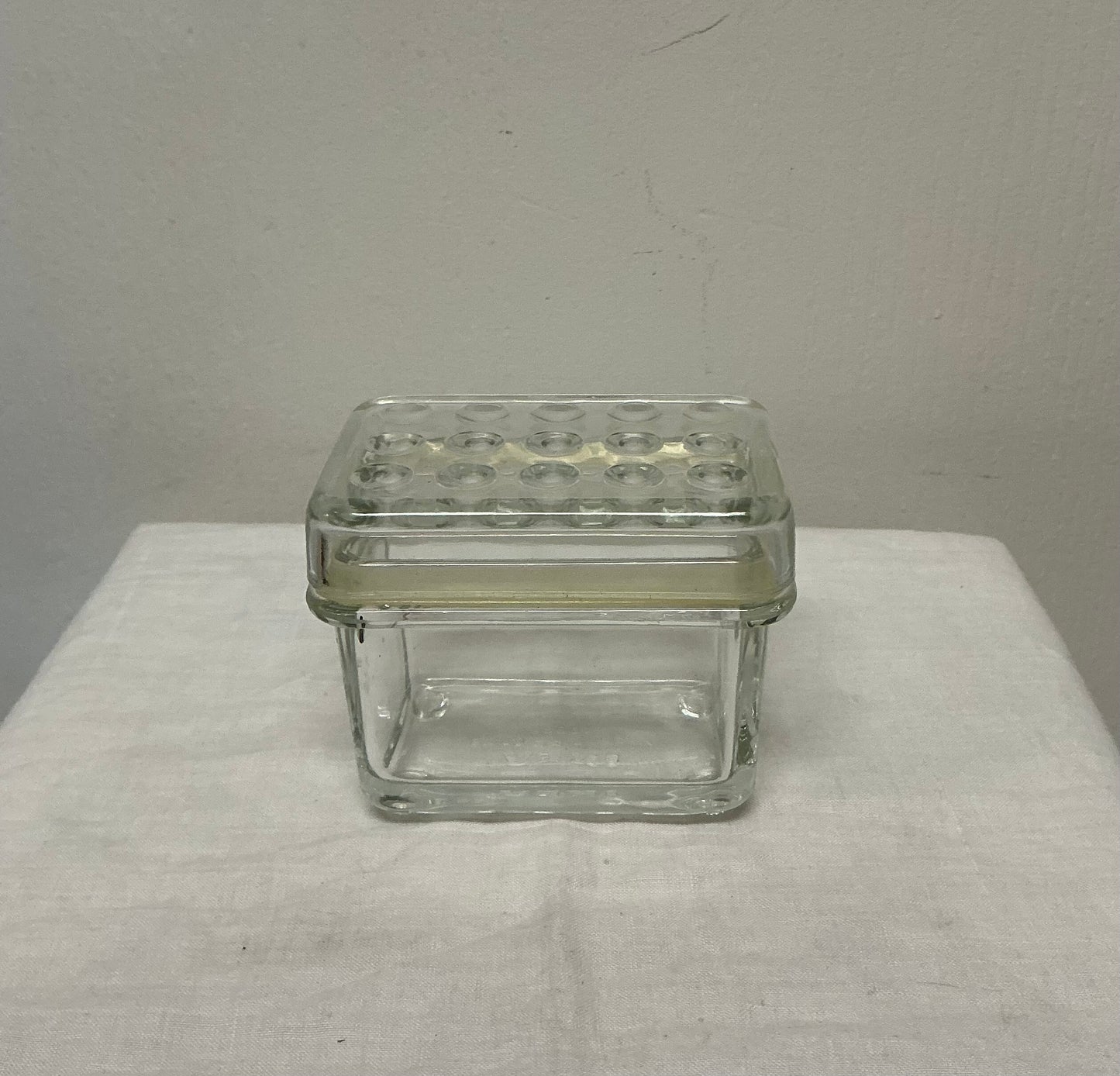 IKEA KOLONI 4” SQUARE GLASS CONTAINER