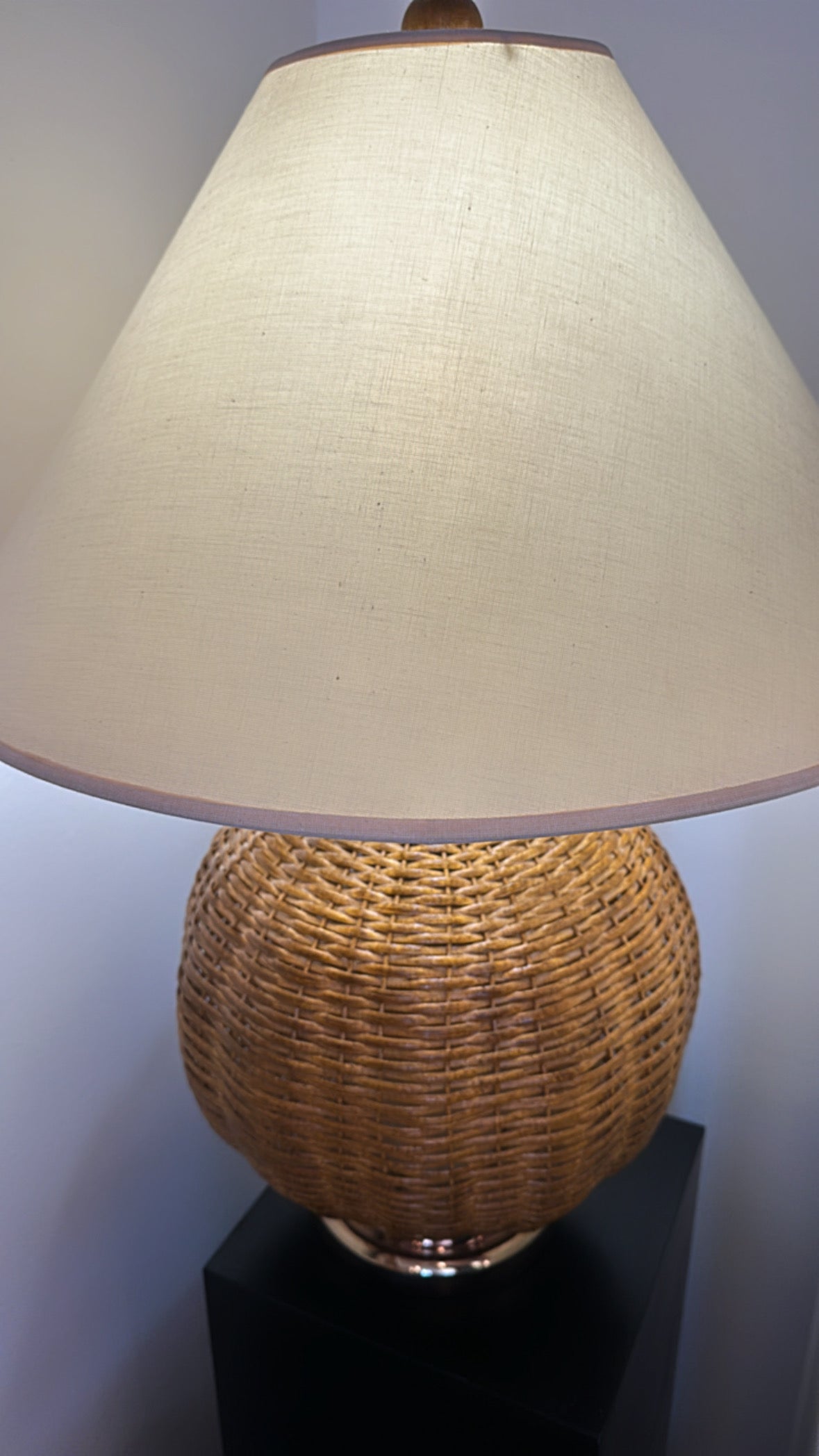 SPHERE RATTAN LAMP