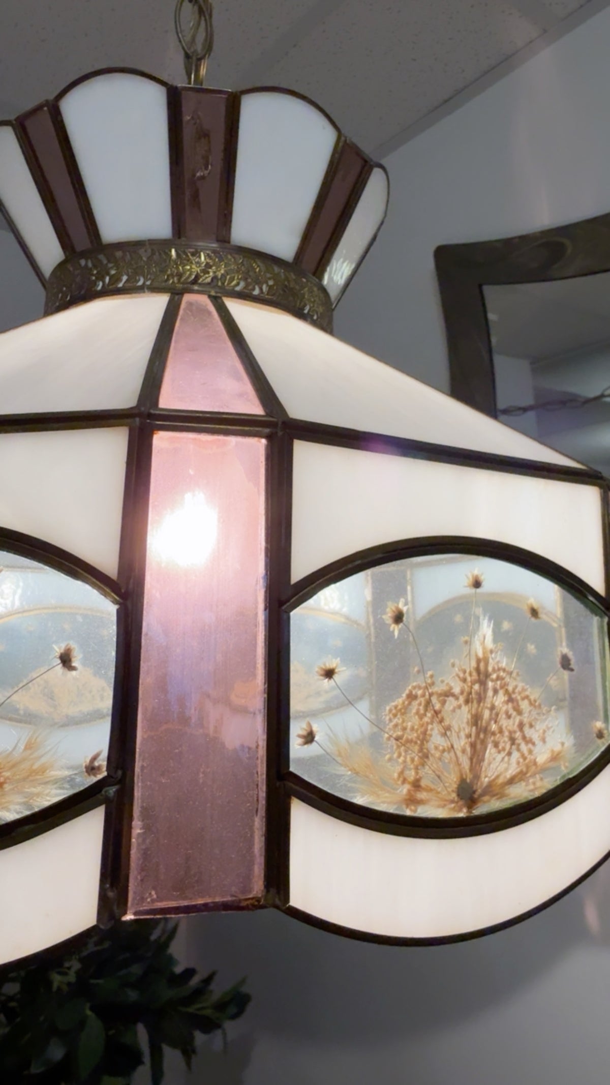 VINTAGE PRESSED FLOWER STAINED GLASS SWAG LAMP