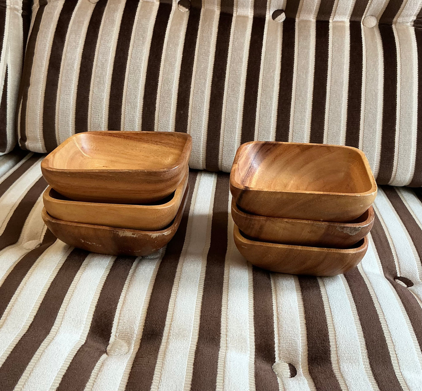 Vintage Acacia Wood 7-Piece Salad Bowl Set