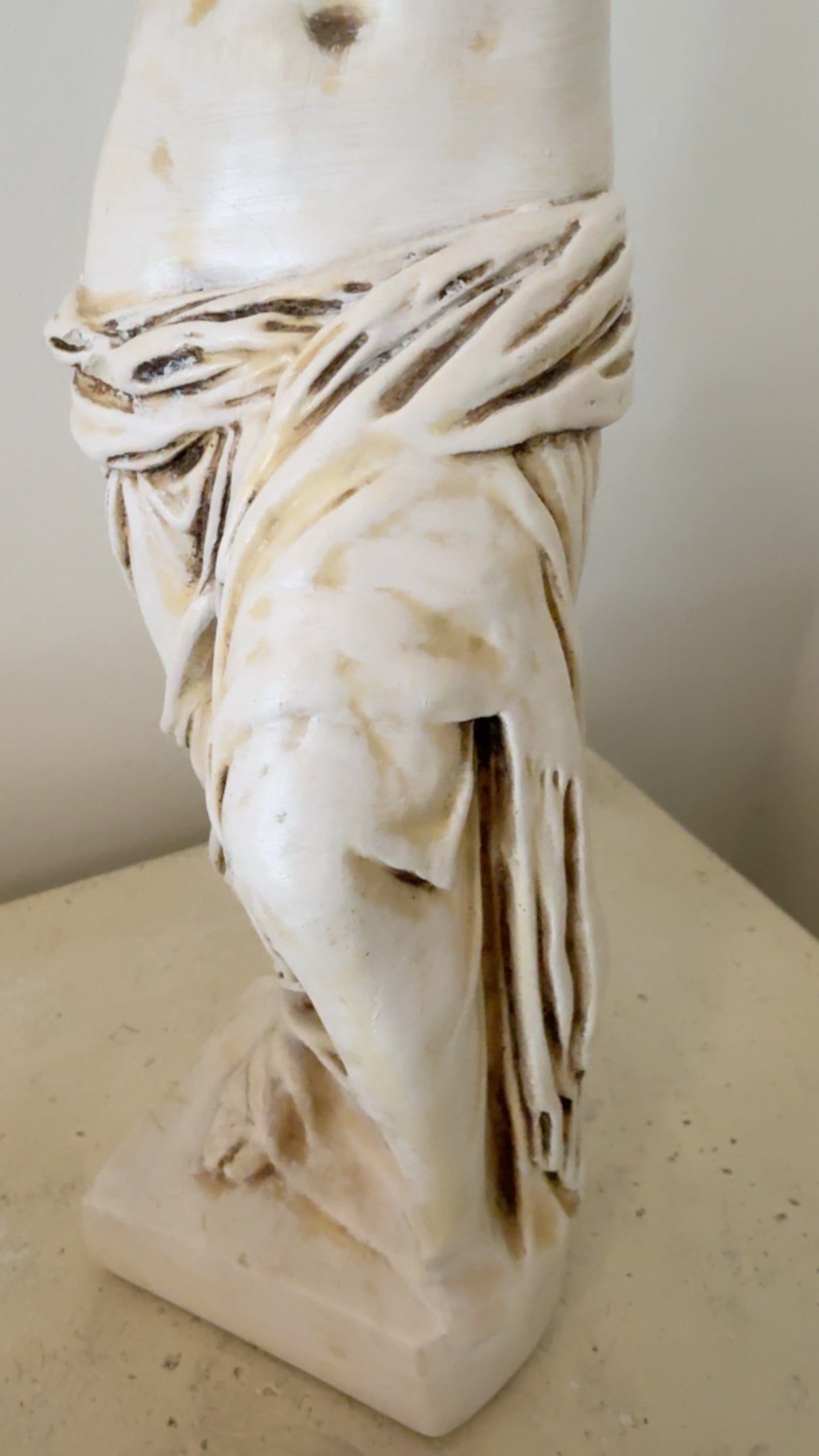 Vintage Venus de Milo Sculpture