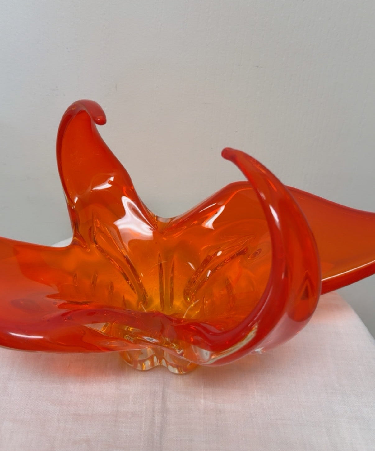 MCM CHALET ART GLASS
SCULPTURAL BOWL