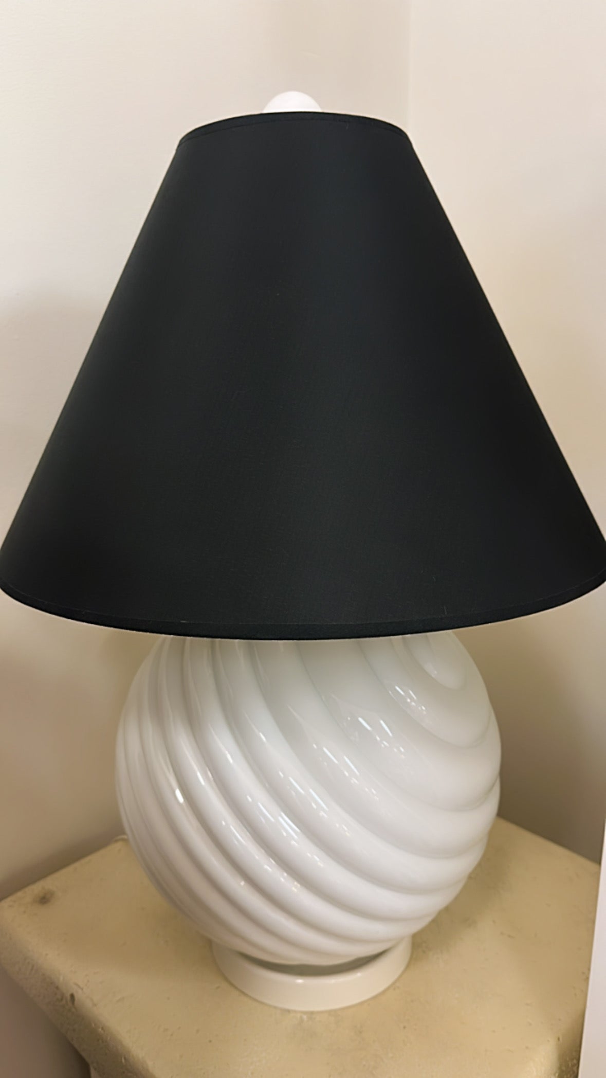 Sphere Swirl Lamp
