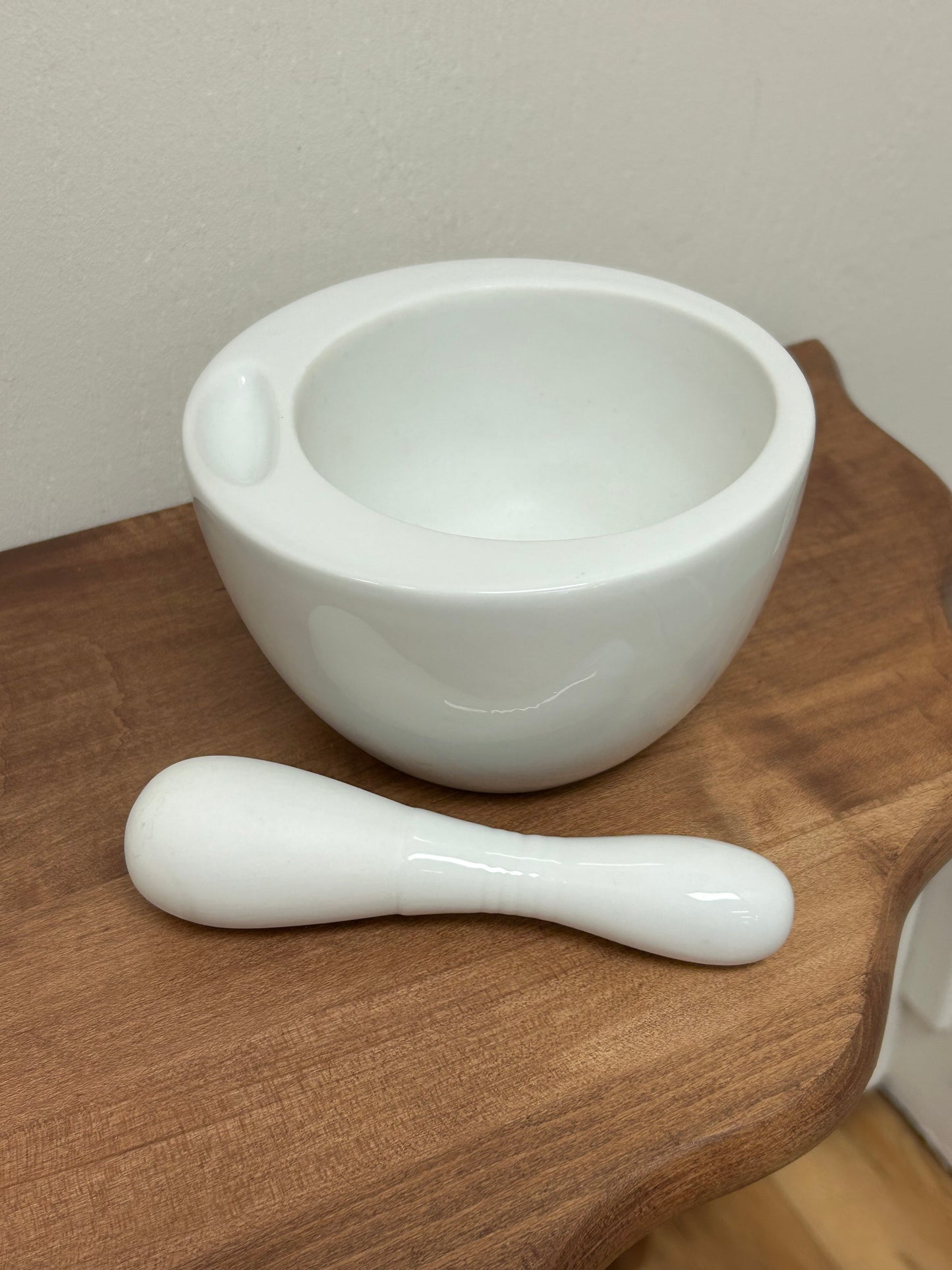 White Porcelain Mortar & Pestle