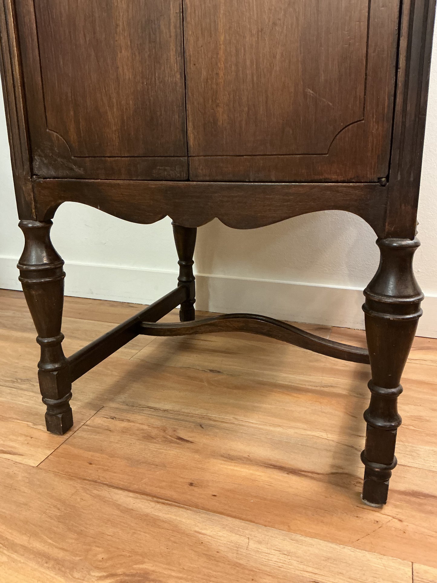 Victorola Phonograph Cabinet