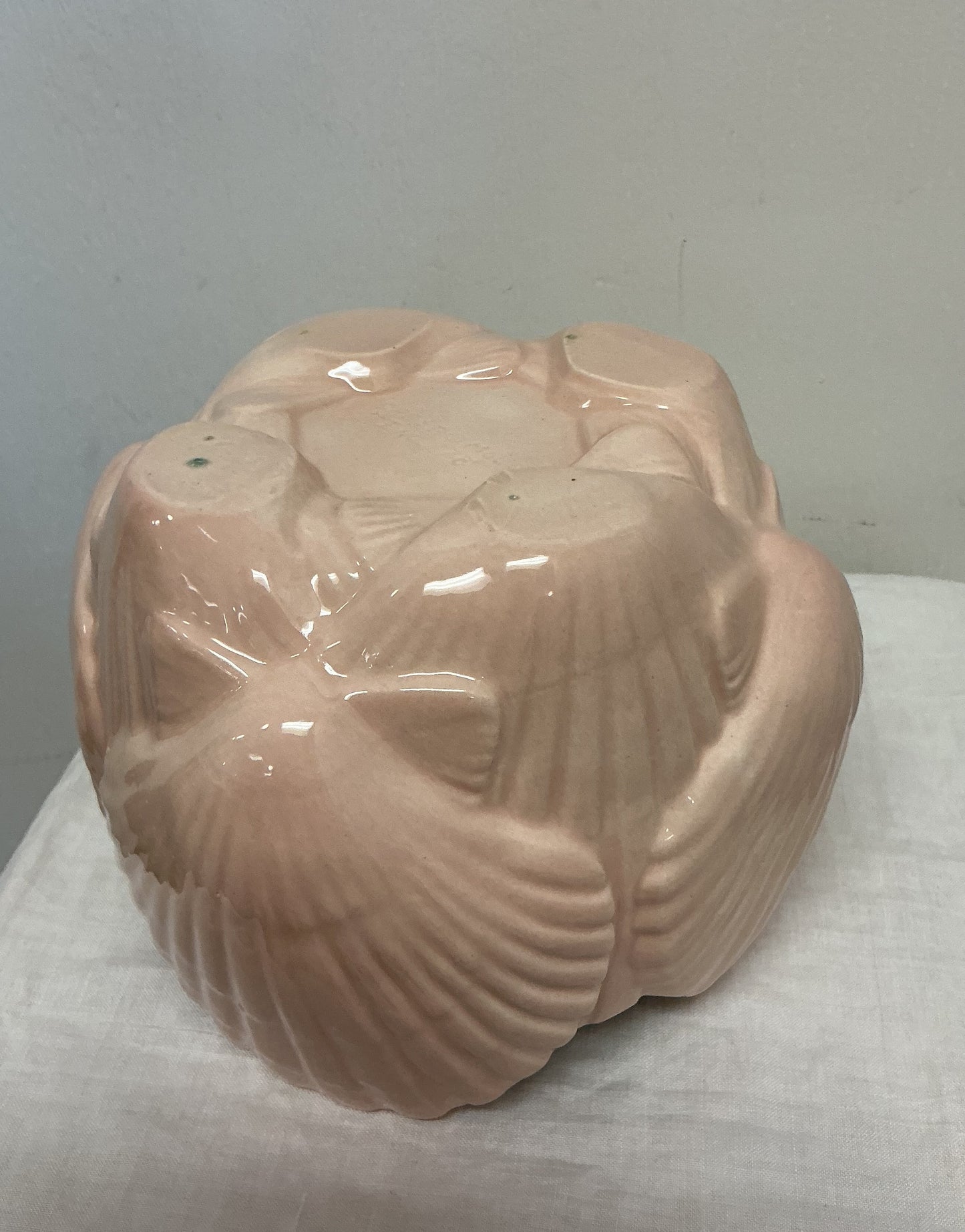 1978 Clamshell Planter