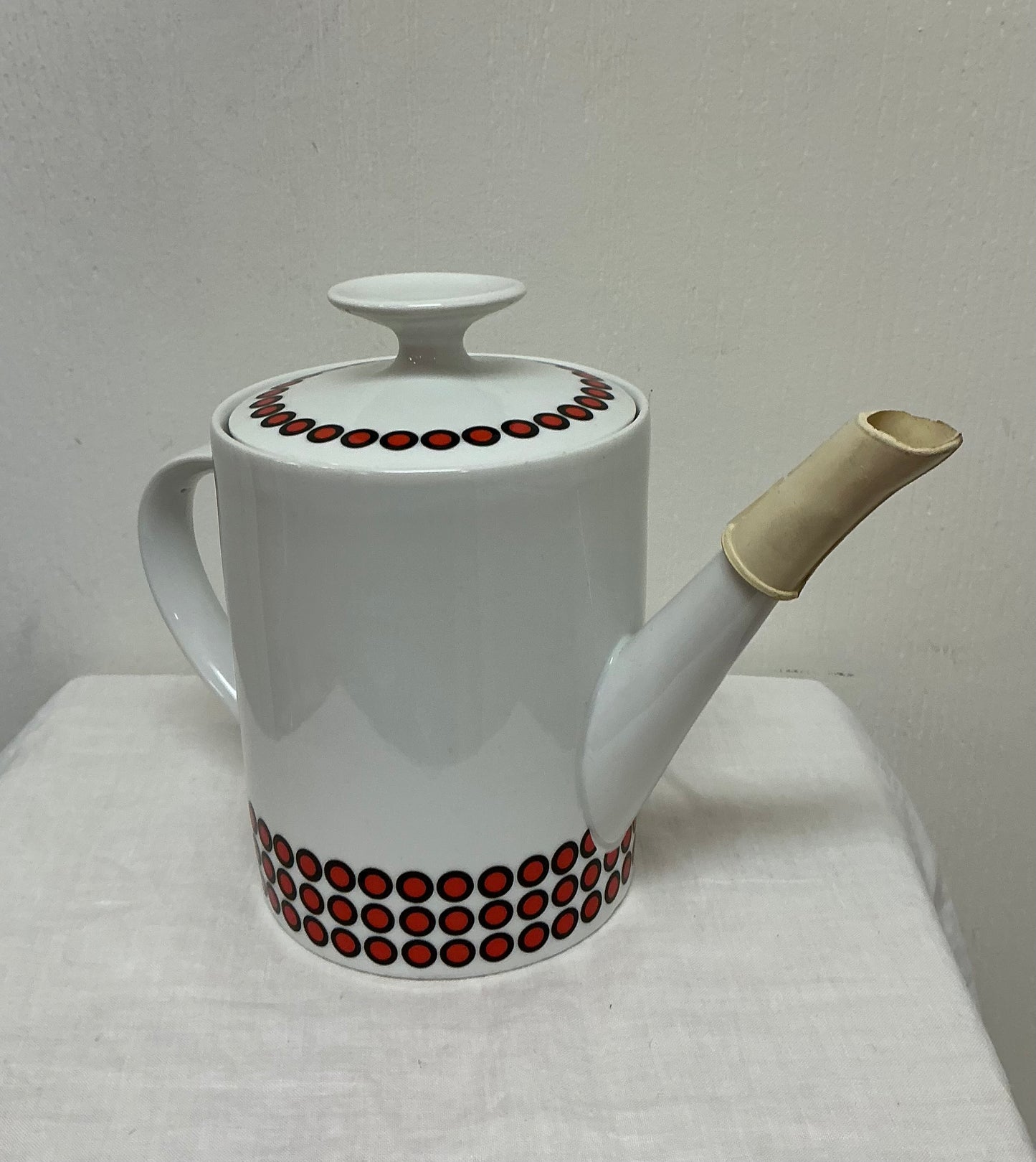 Winterling Bavaria Red Dot Tall Teapot
