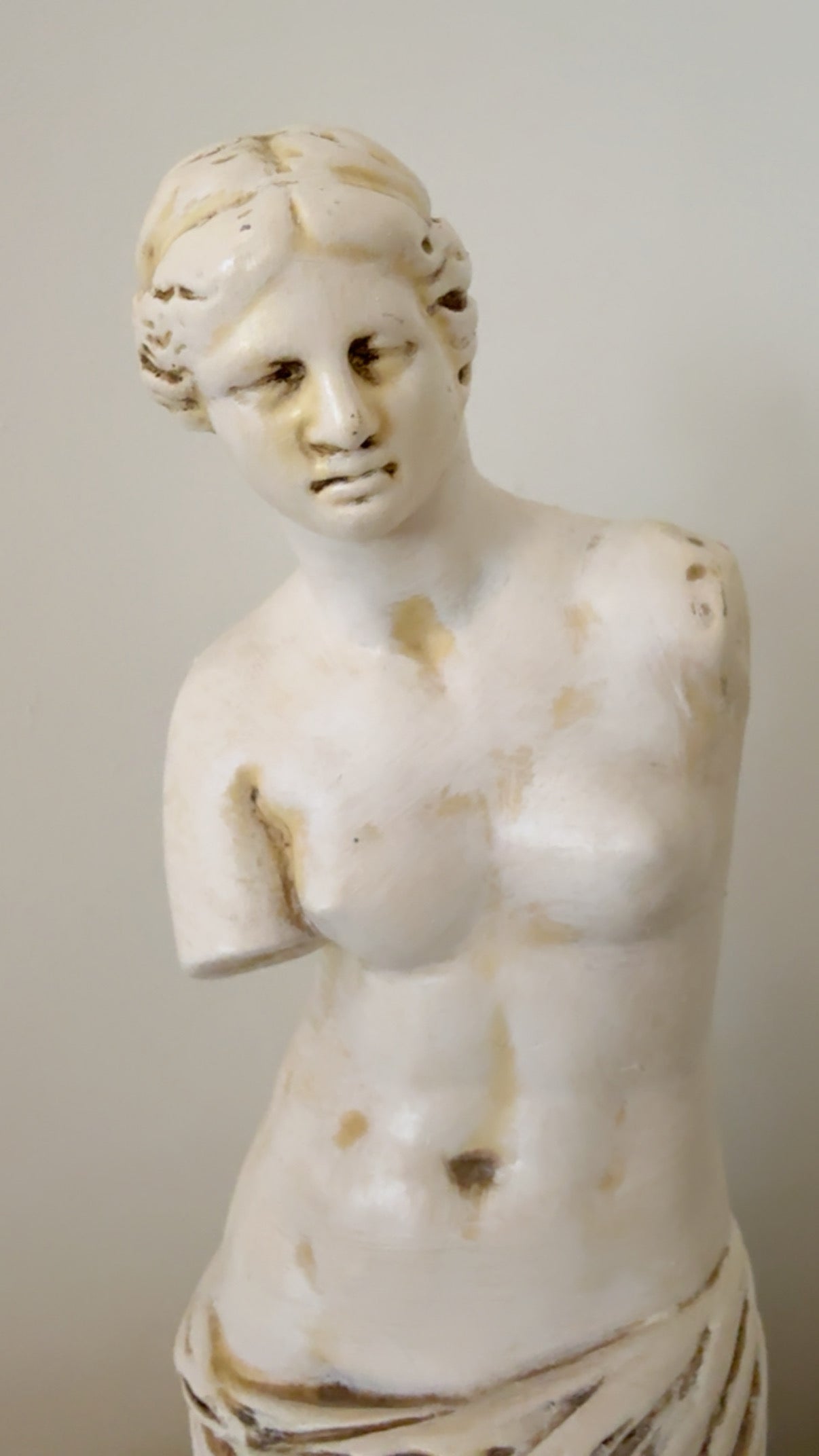Vintage Venus de Milo Sculpture