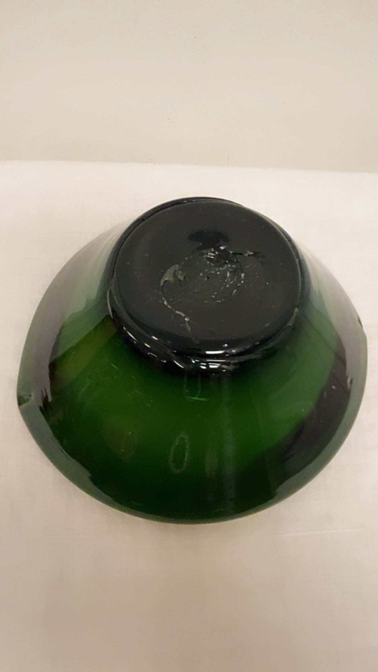 Vintage Blown-Glass Emerald Green Bowl