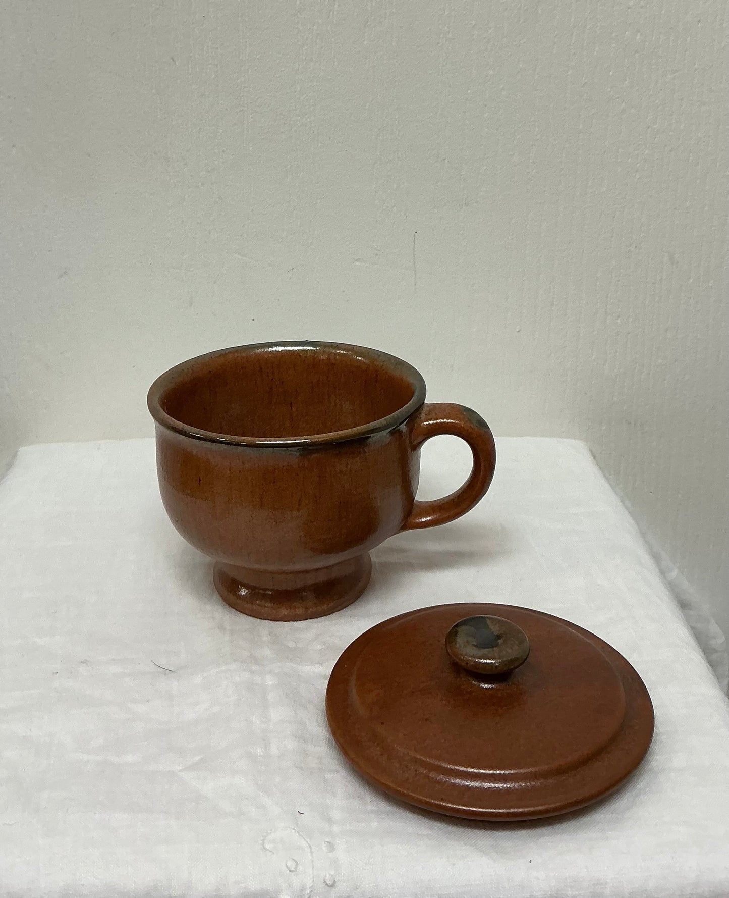 Vintage Stoneware Lidded Soup Mug – Earth Brown