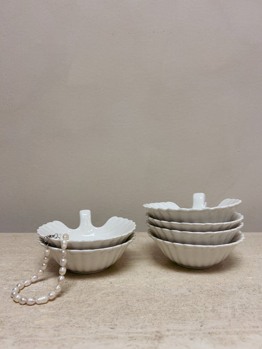 Vintage Swan Bowls