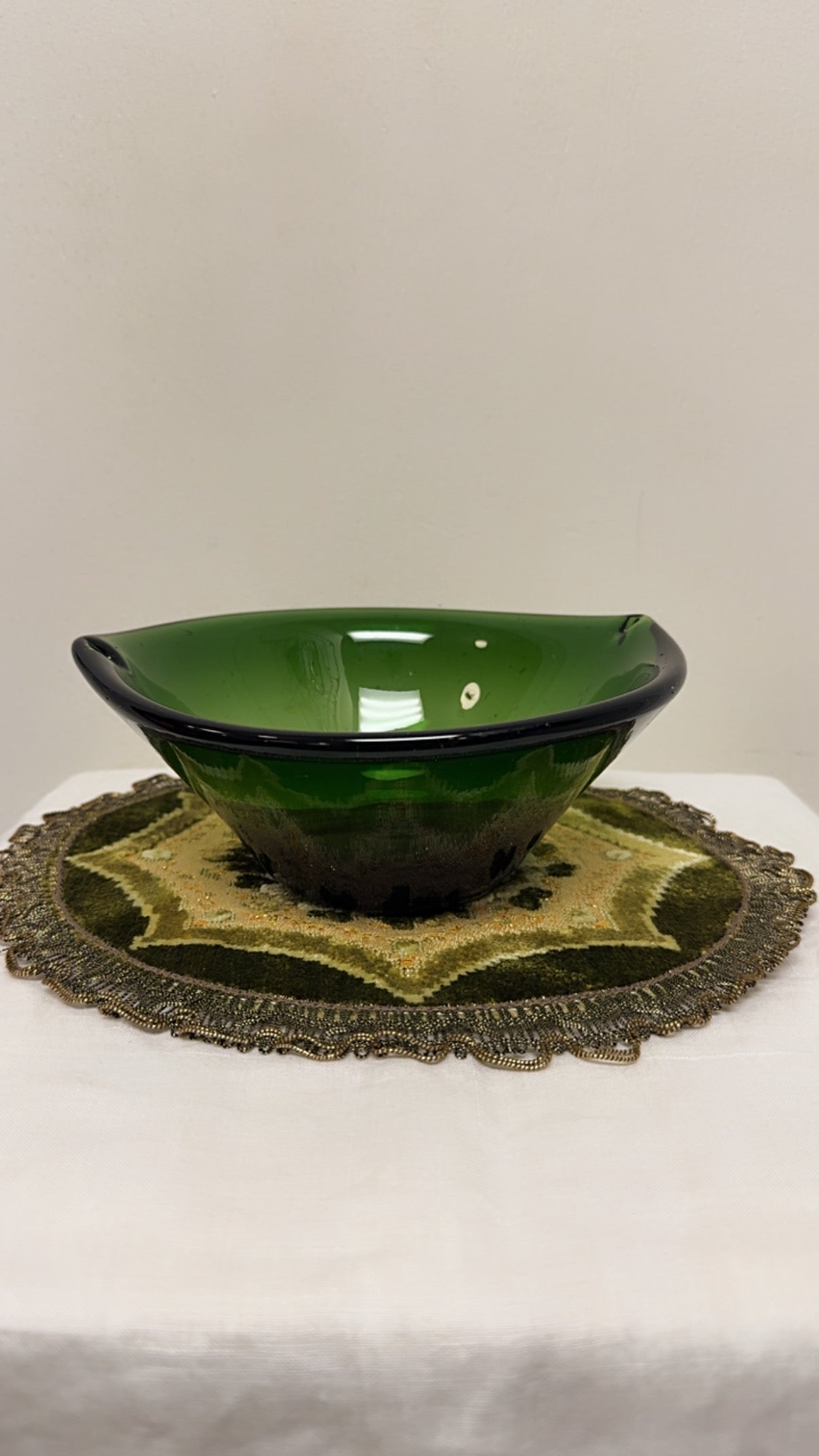Vintage Blown-Glass Emerald Green Bowl