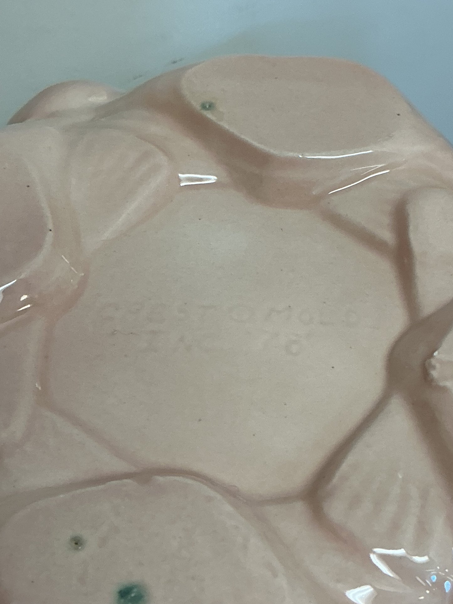 1978 Clamshell Planter