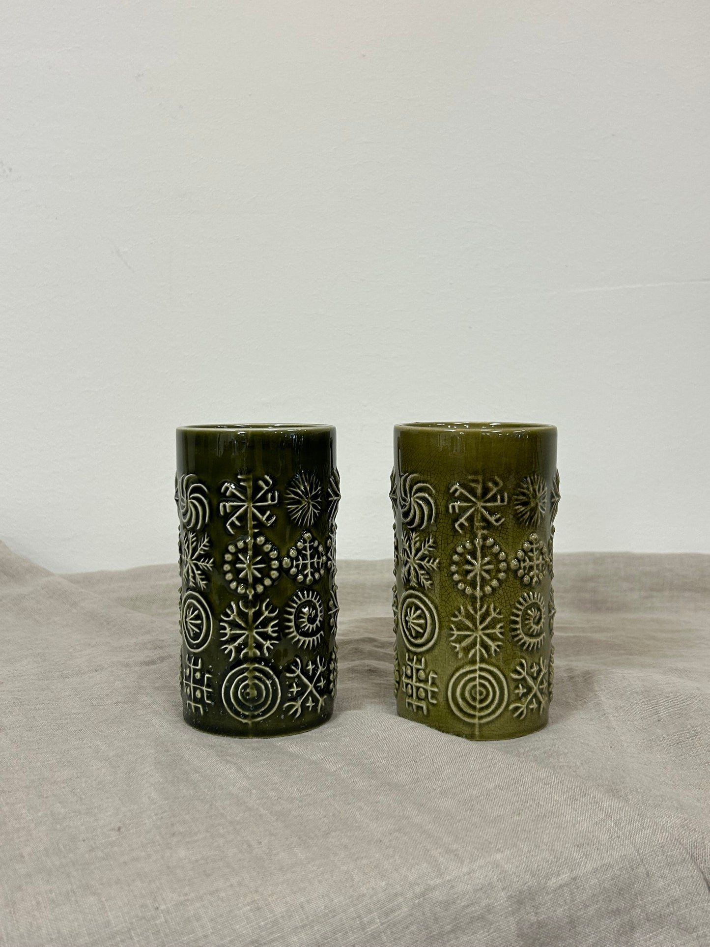 Vintage Totem Pottery Set