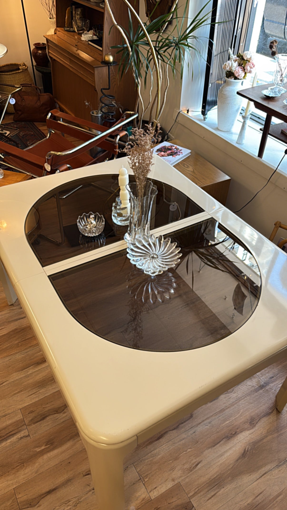 Retro Ivory Lacquer Dining Table
