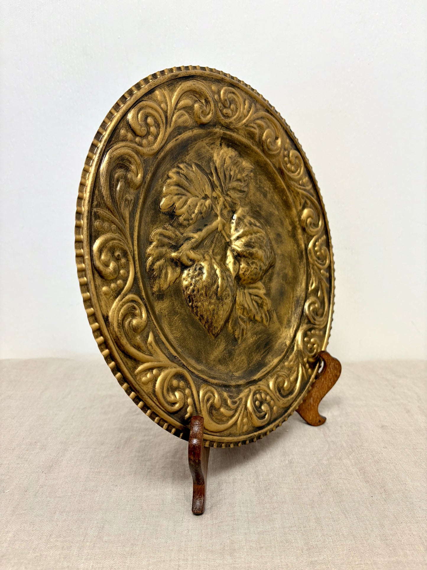 Embossed Round Copper Fruit Plaque