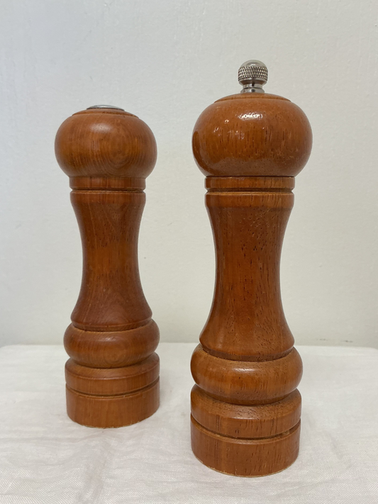 Wood Salt and Pepper Grinder Set