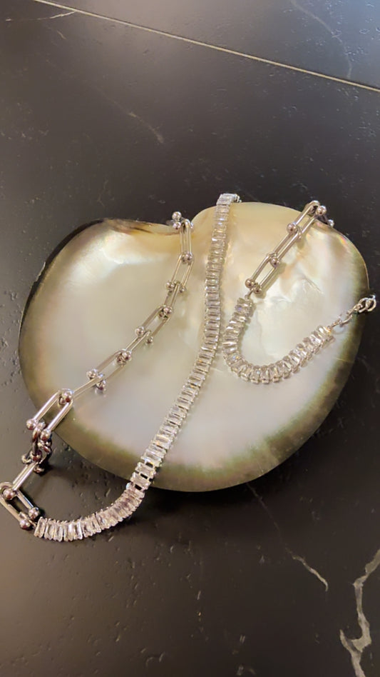 U-Link Necklace and Bracelet