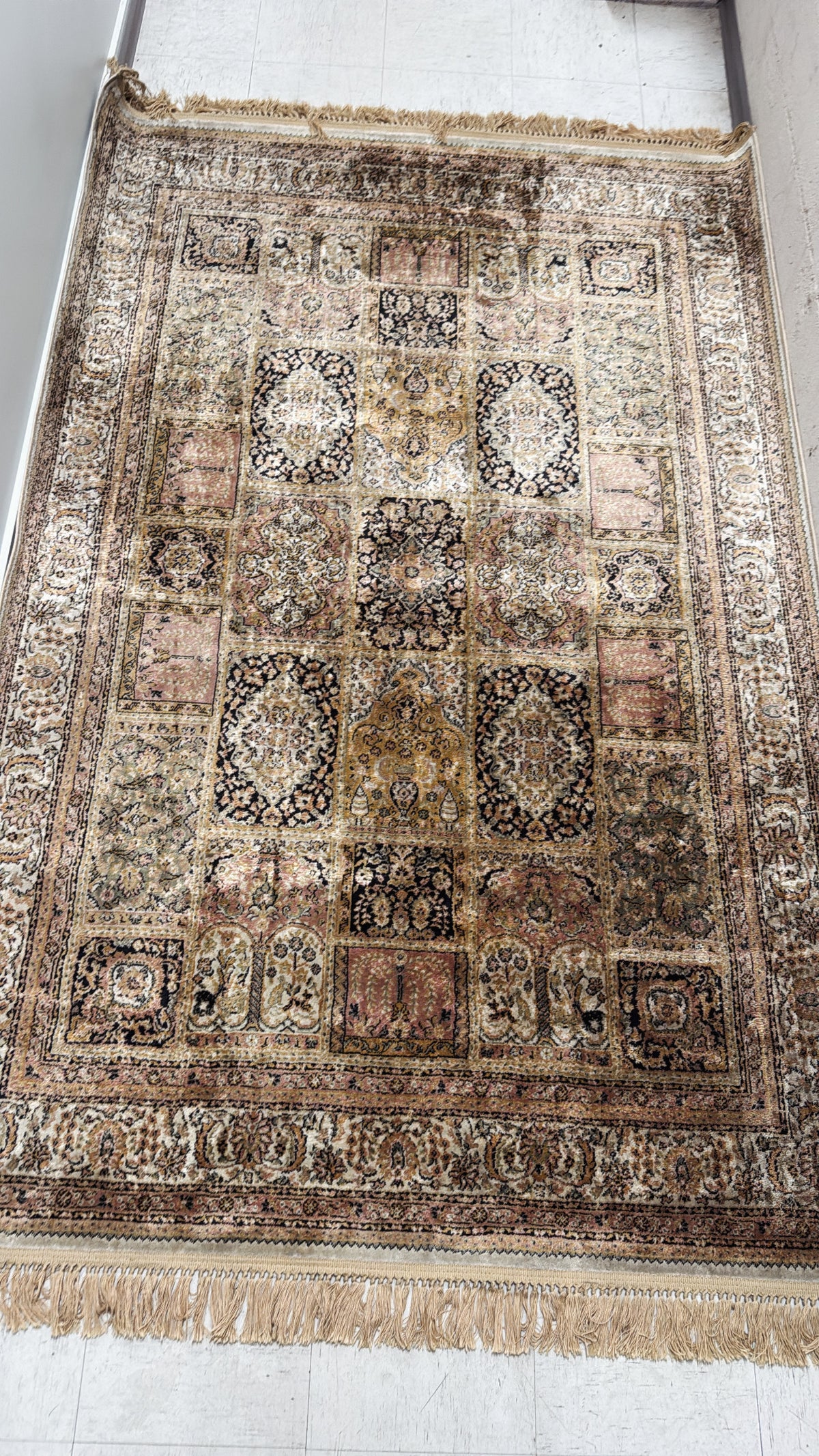 HAND-KNOTTED KASHMIRI SILK CARPET