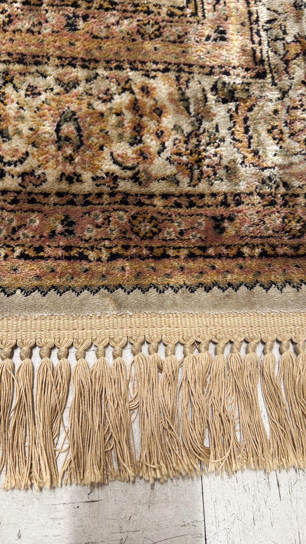 HAND-KNOTTED KASHMIRI SILK CARPET